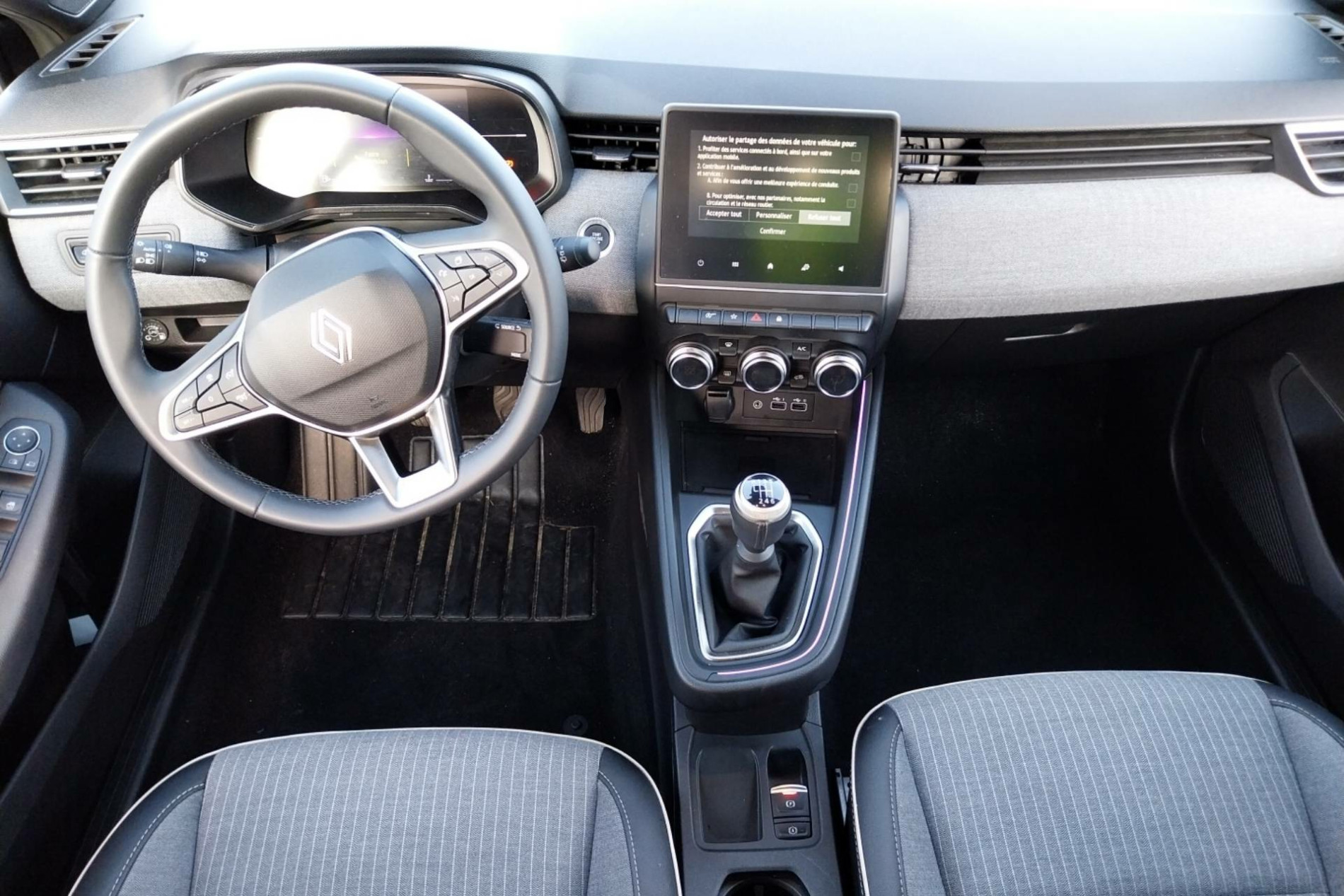 Vente en ligne Renault Clio 5 Clio Eco-G 100 ch GSR2 au prix de 17 990 €