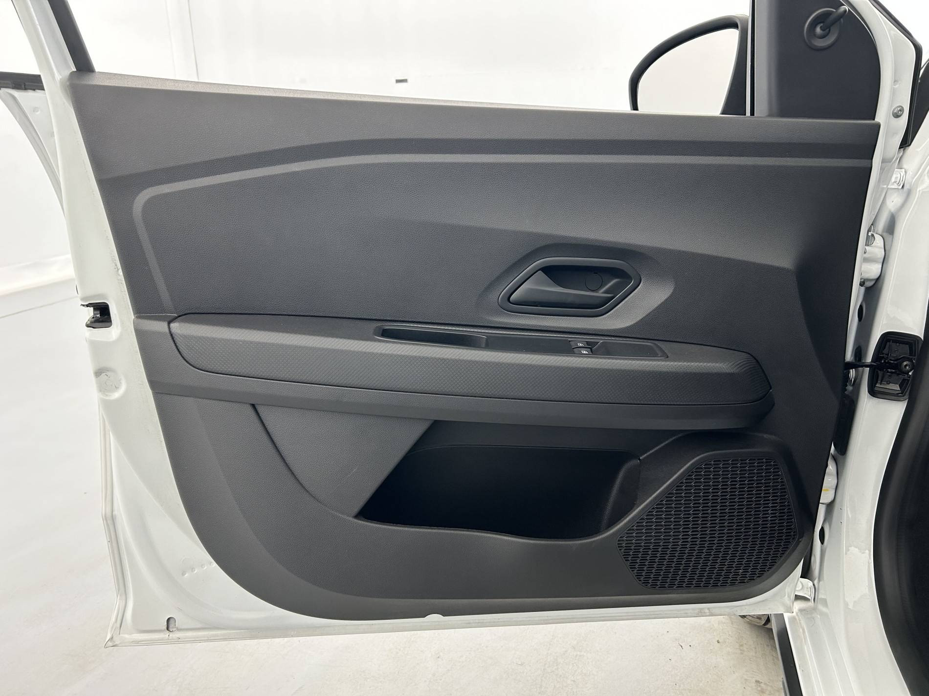 Vente en ligne Dacia Sandero  ECO-G 100 au prix de 13 990 €