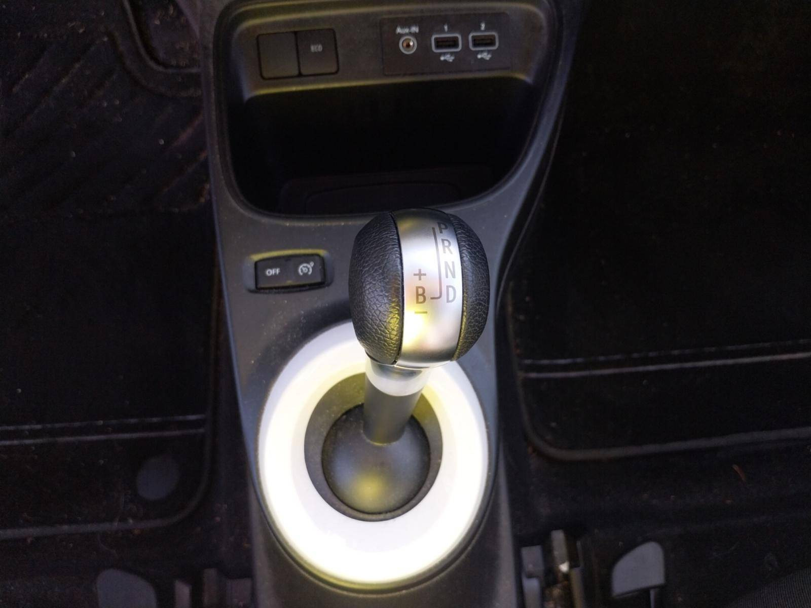 Vente en ligne Renault Twingo Electrique Twingo III E-Tech au prix de 12 990 €