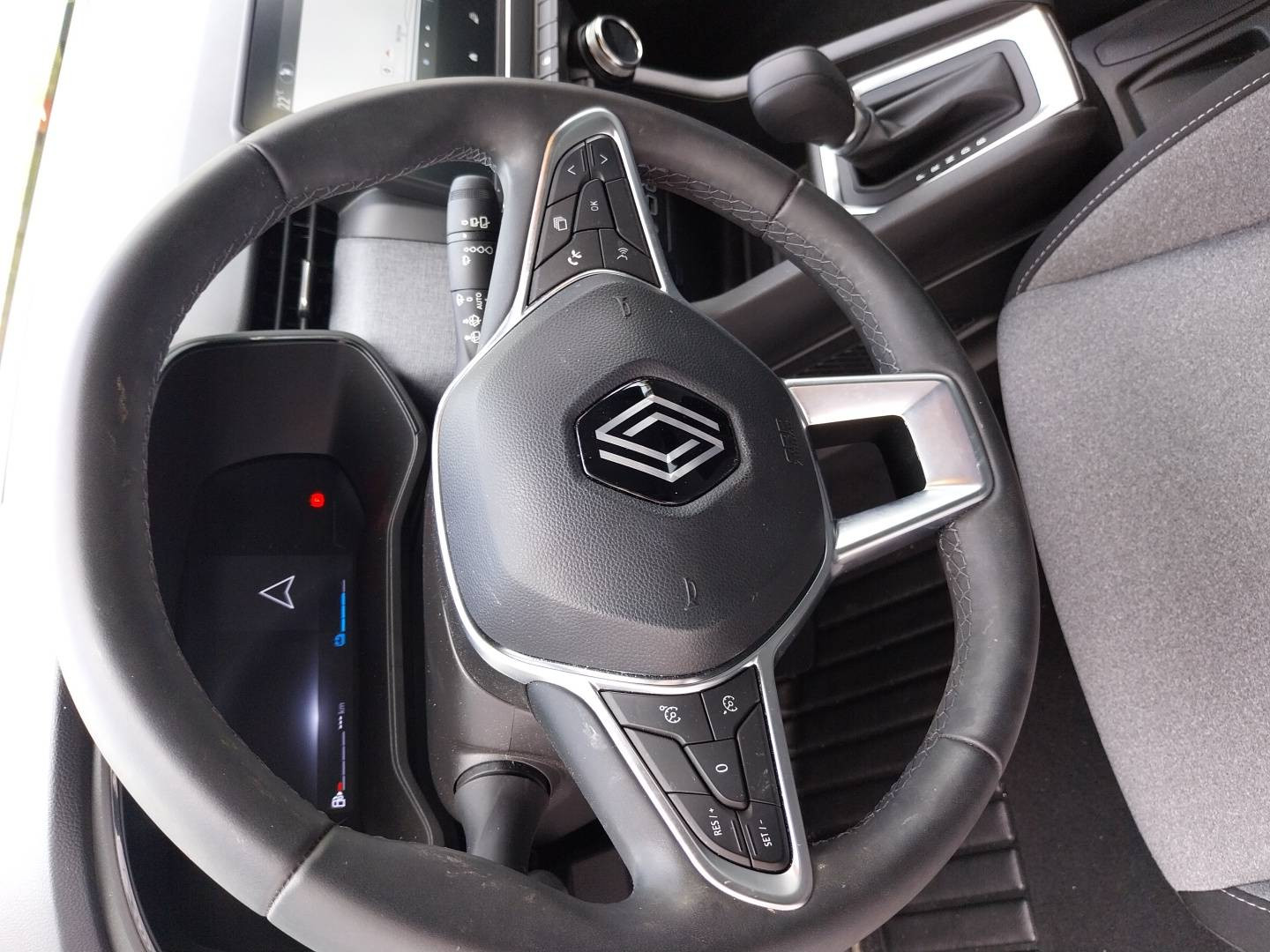 Vente en ligne Renault Clio 5 Clio E-Tech full hybrid 145 au prix de 18 390 €