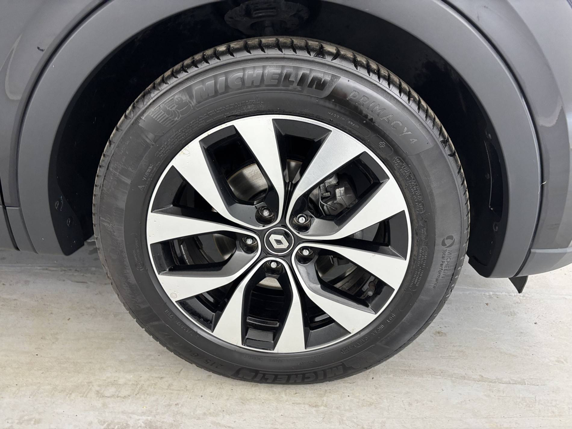 Vente en ligne Renault Arkana  mild hybrid 140 EDC FAP - 22 au prix de 16 890 €