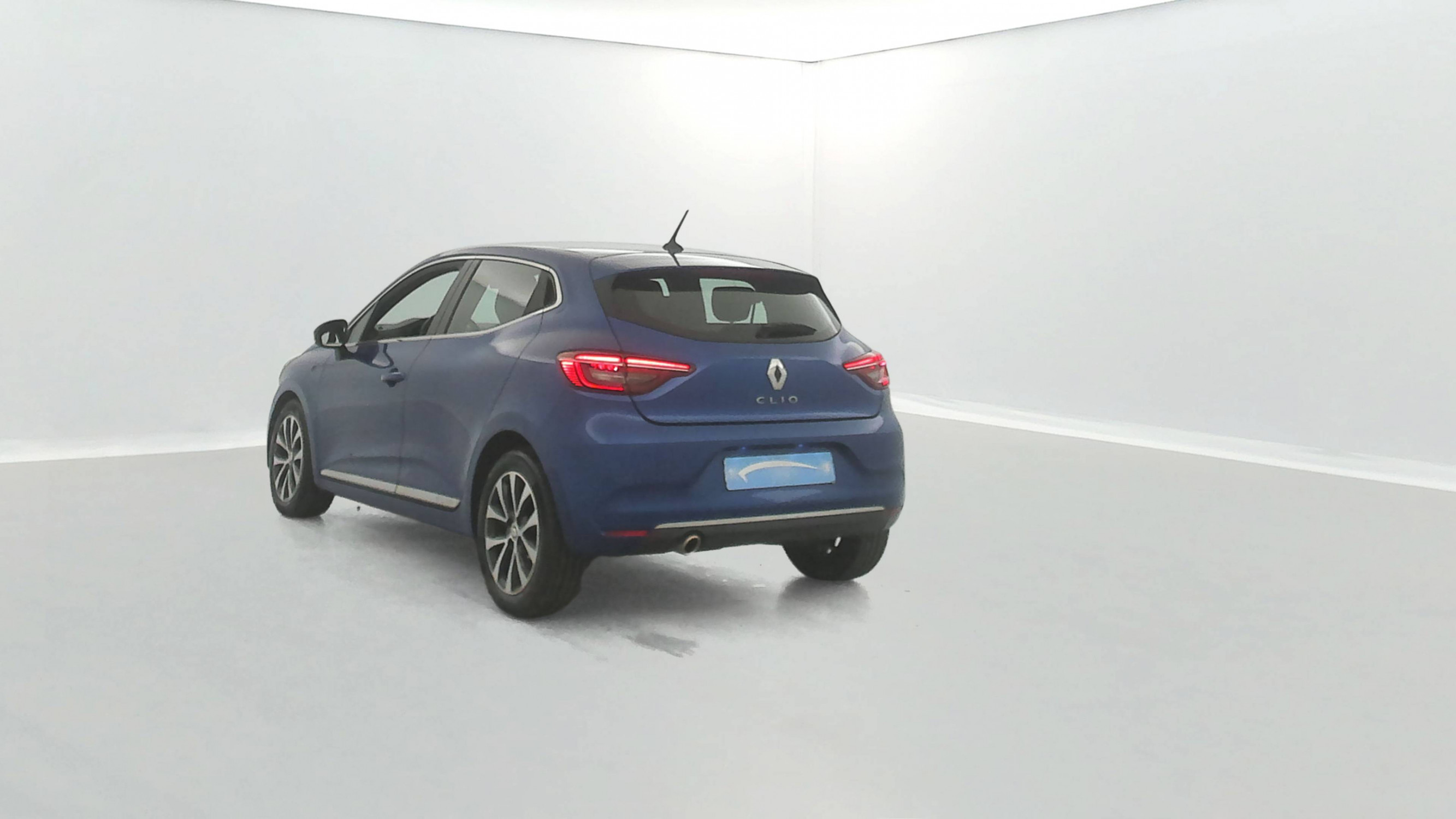 Vente en ligne Renault Clio 5 Clio TCe 100 GPL - 21N au prix de 12 390 €