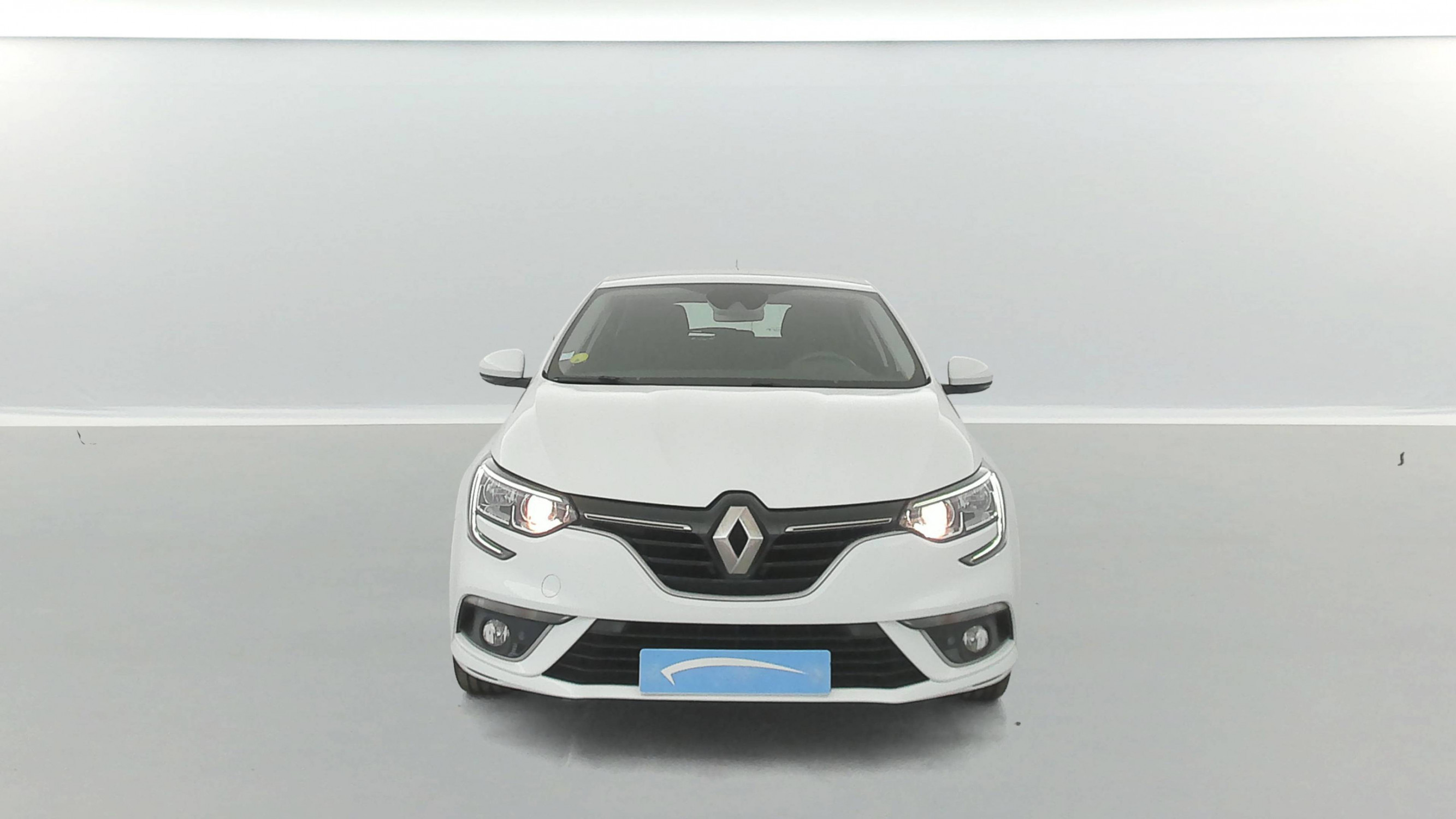 Vente en ligne Renault Megane 4 Mégane IV Berline Blue dCi 115 au prix de 14 480 €