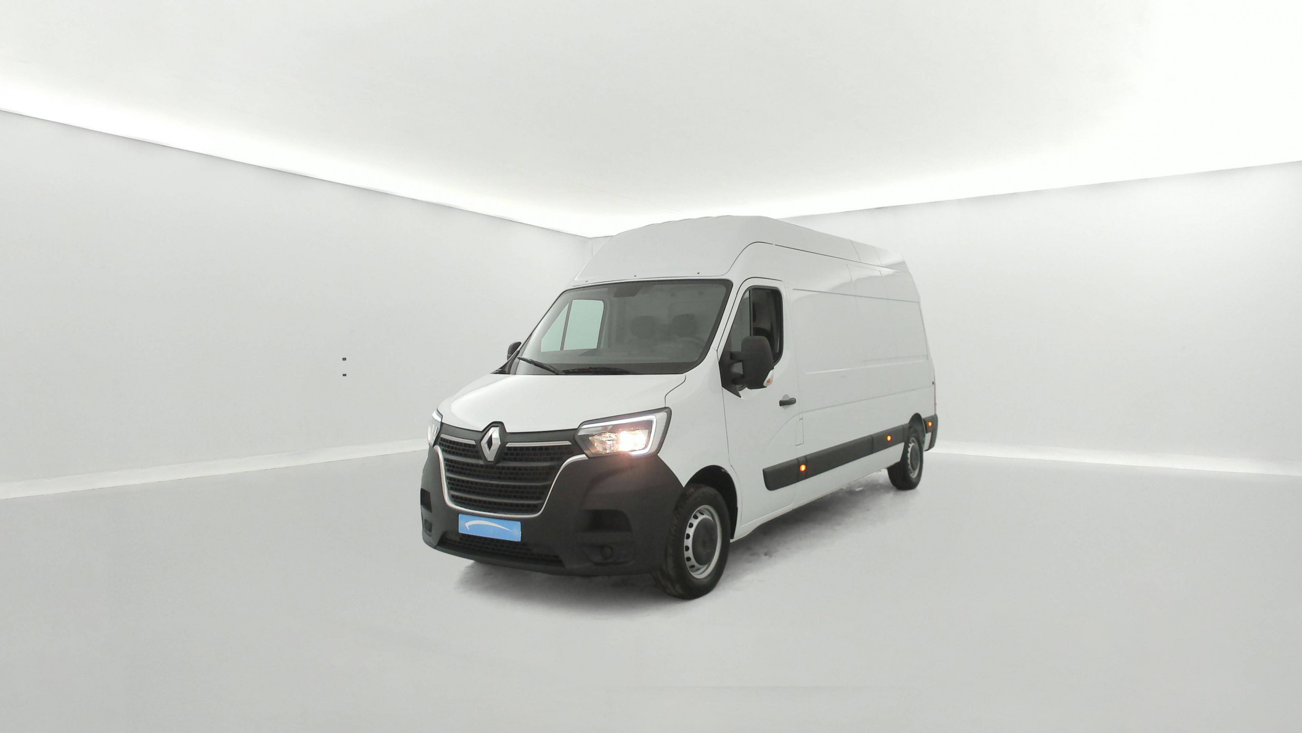 Renault Master Fourgon MASTER FGN TRAC F3500 L3H3 BLUE DCI 135 occasion de 2024 en vente à Brest