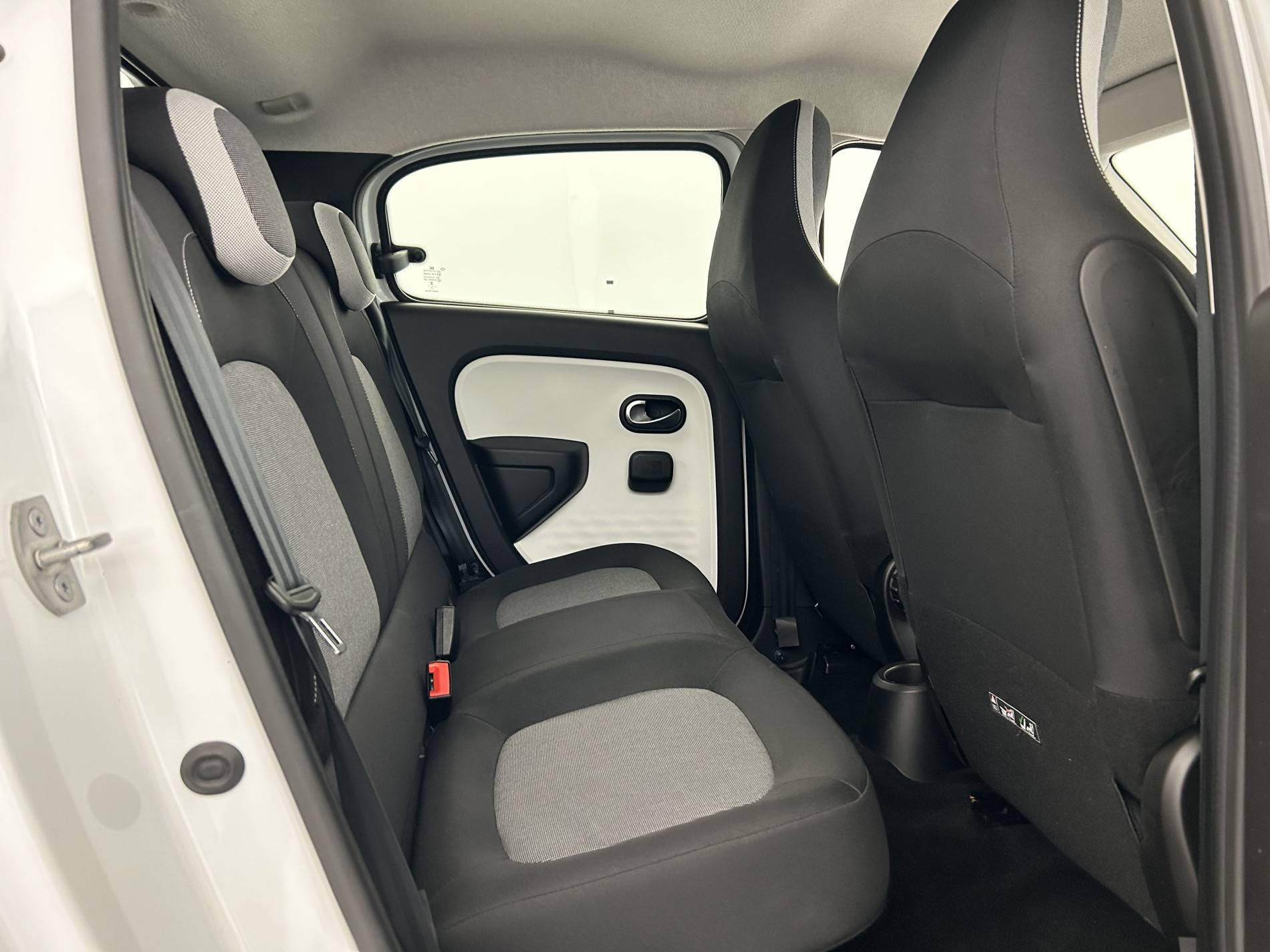 Vente en ligne Renault Twingo 3  SCe 65 au prix de 12 290 €