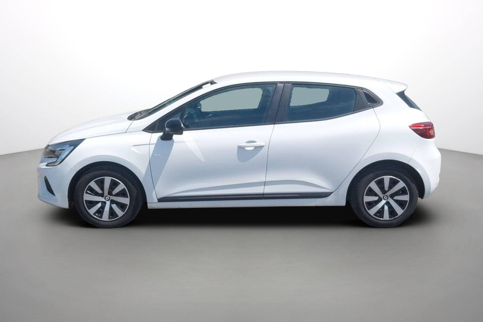 Vente en ligne Renault Clio 5 Clio TCe 90 au prix de 12 390 €