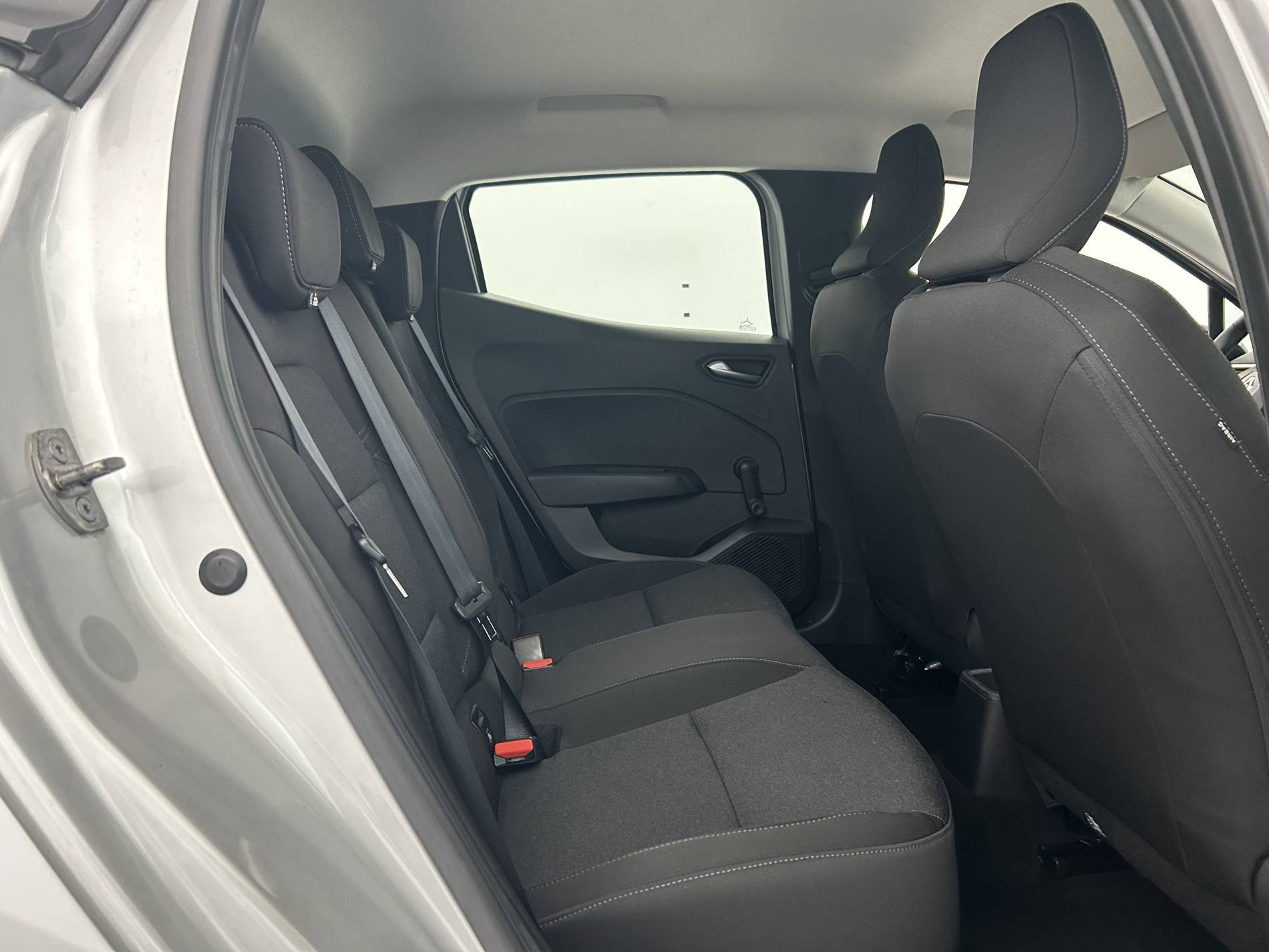 Vente en ligne Renault Clio 5 Clio TCe 90 au prix de 13 690 €