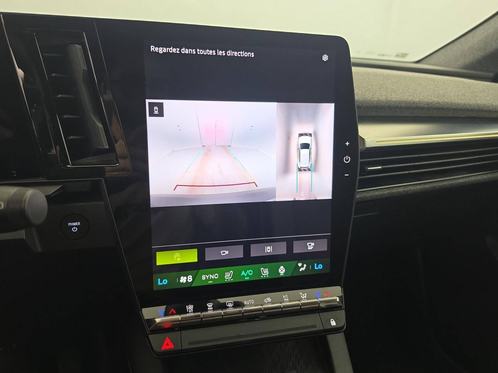 Vente en ligne Renault Scenic E-Tech Scenic E-Tech électrique 220 ch grande autonomie au prix de 35 991 €