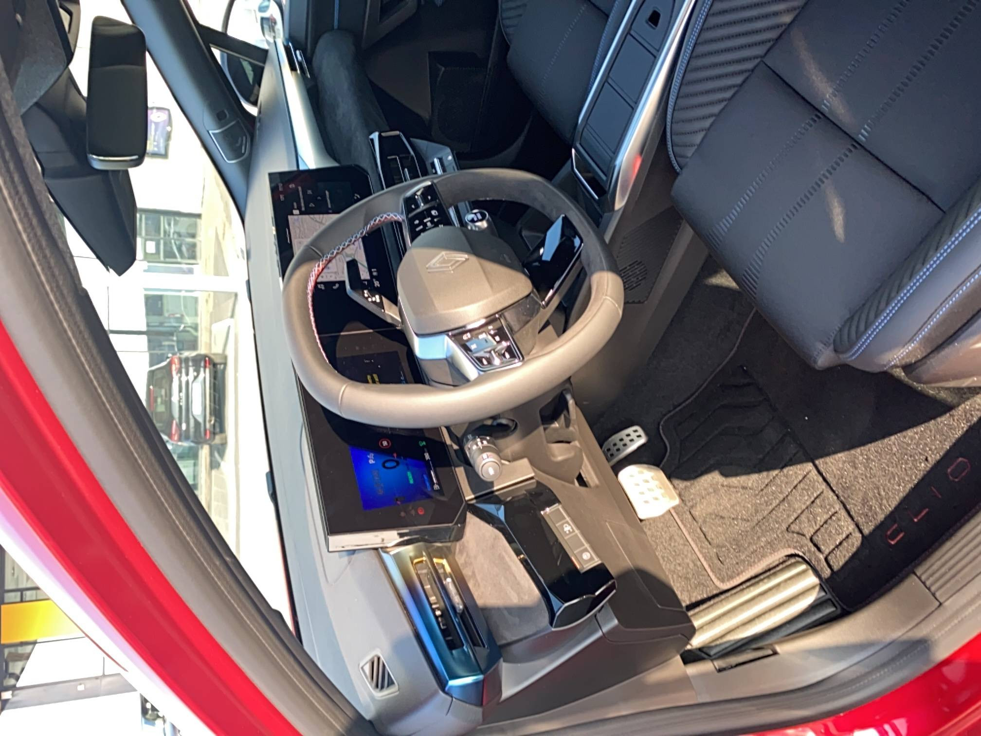 Vente en ligne Renault Clio 6 Clio E-Tech full hybrid 160 ch au prix de 27 900 €