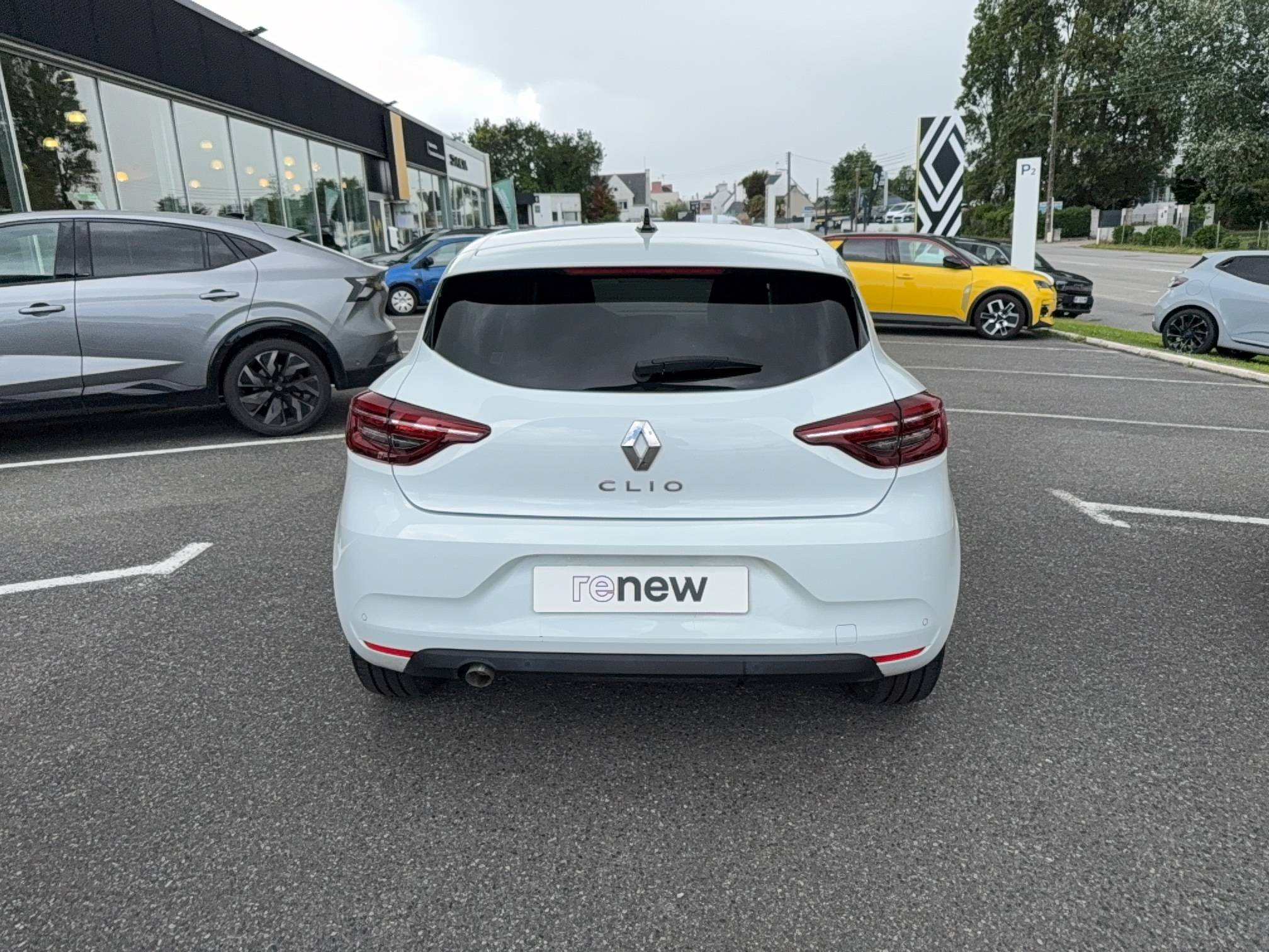 Vente en ligne Renault Clio 5 Clio TCe 100 GPL au prix de 15 490 €