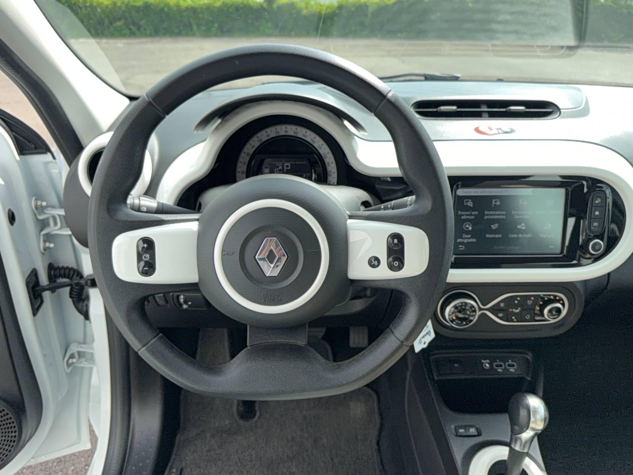 Vente en ligne Renault Twingo Electrique Twingo III E-Tech au prix de 10 990 €