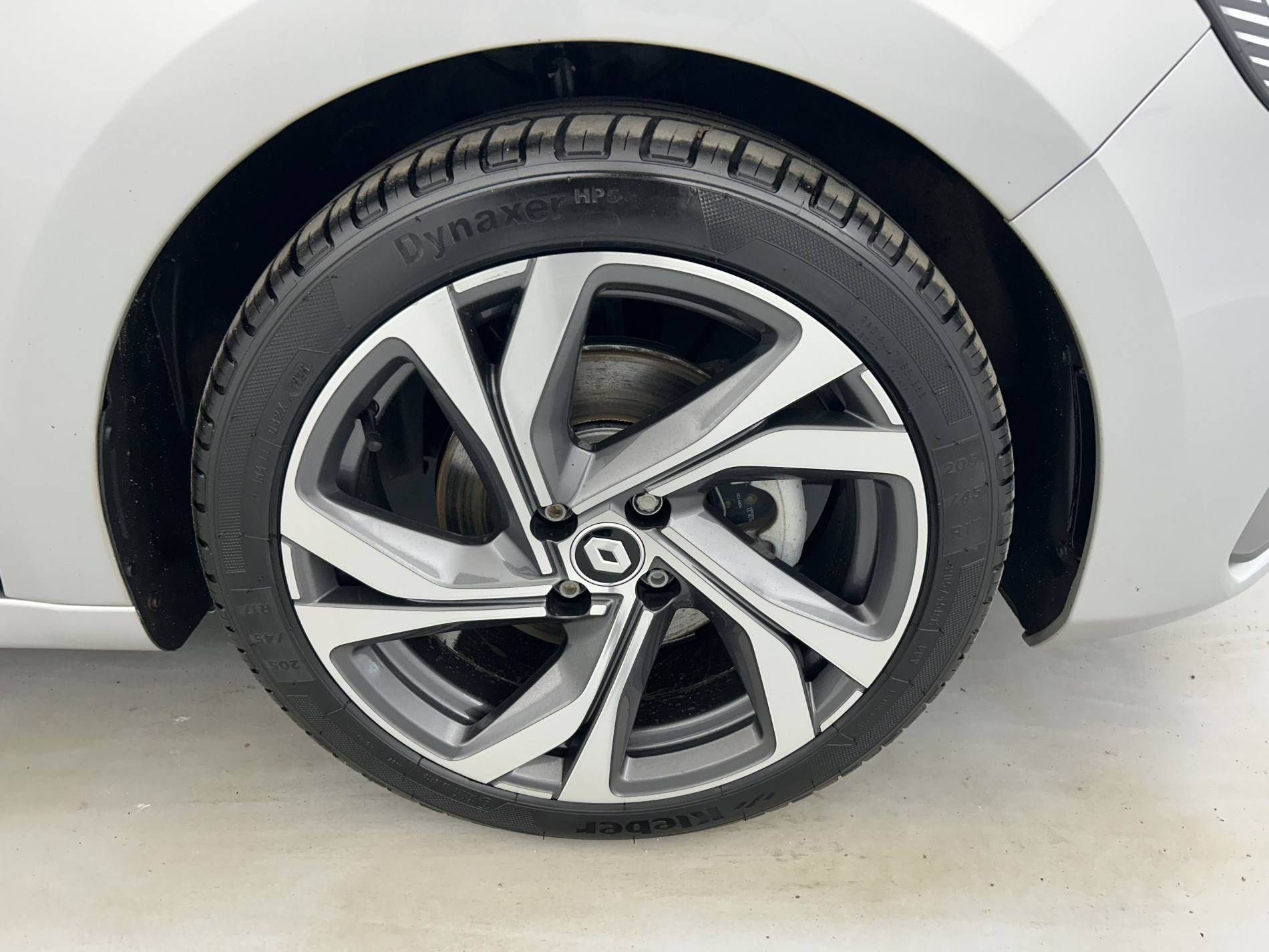 Vente en ligne Renault Clio 5 Clio E-Tech hybride 145 au prix de 17 490 €