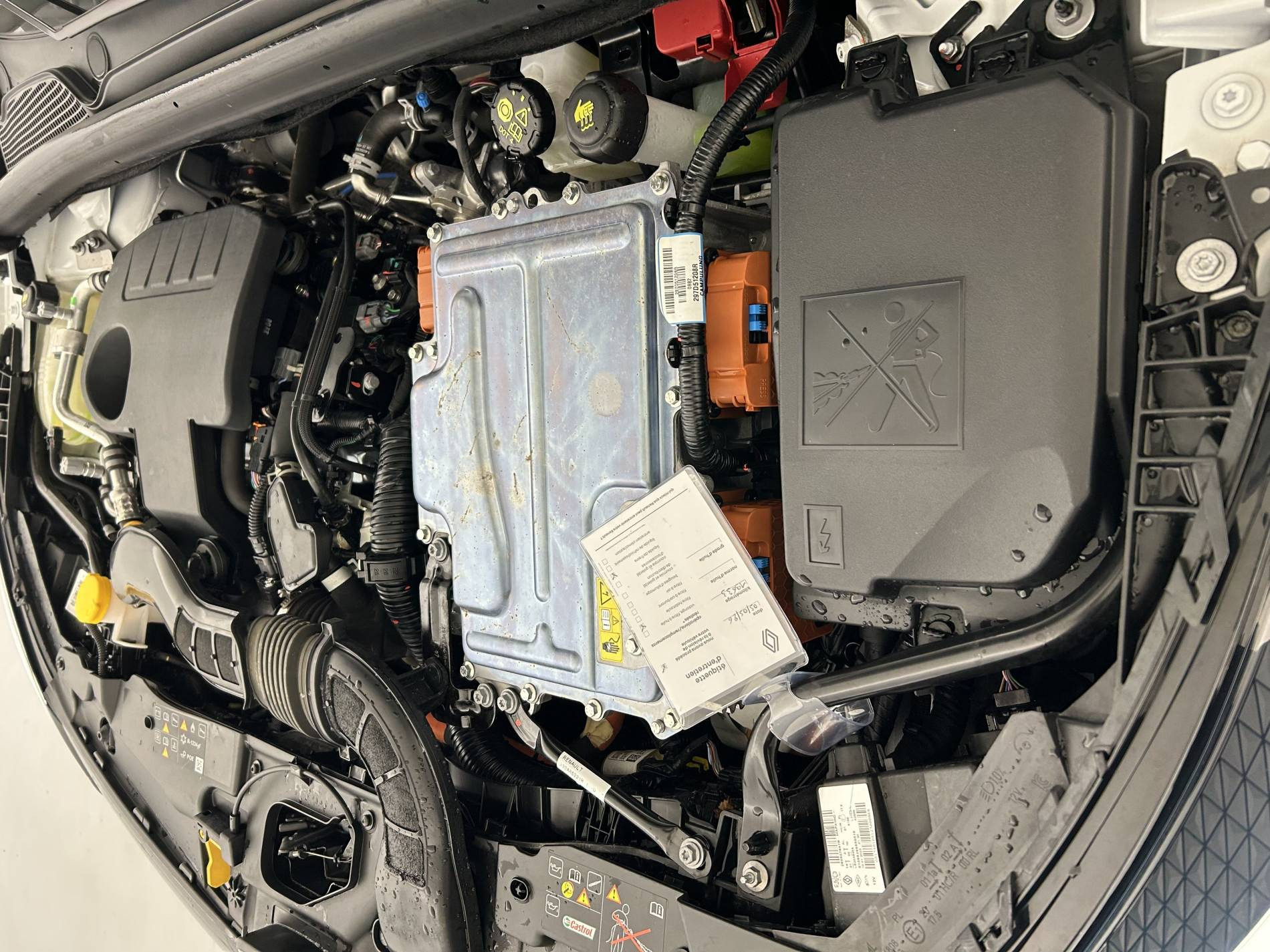 Vente en ligne Renault Clio 5 Clio E-Tech full hybrid 145 au prix de 17 590 €