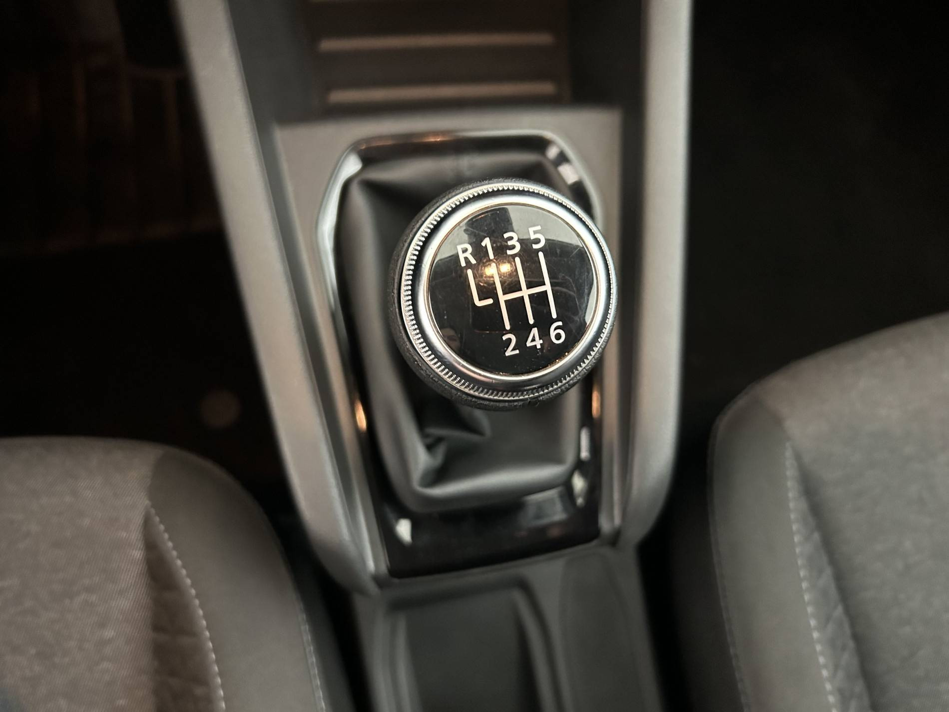 Vente en ligne Renault Clio 5 Clio TCe 90 au prix de 14 990 €