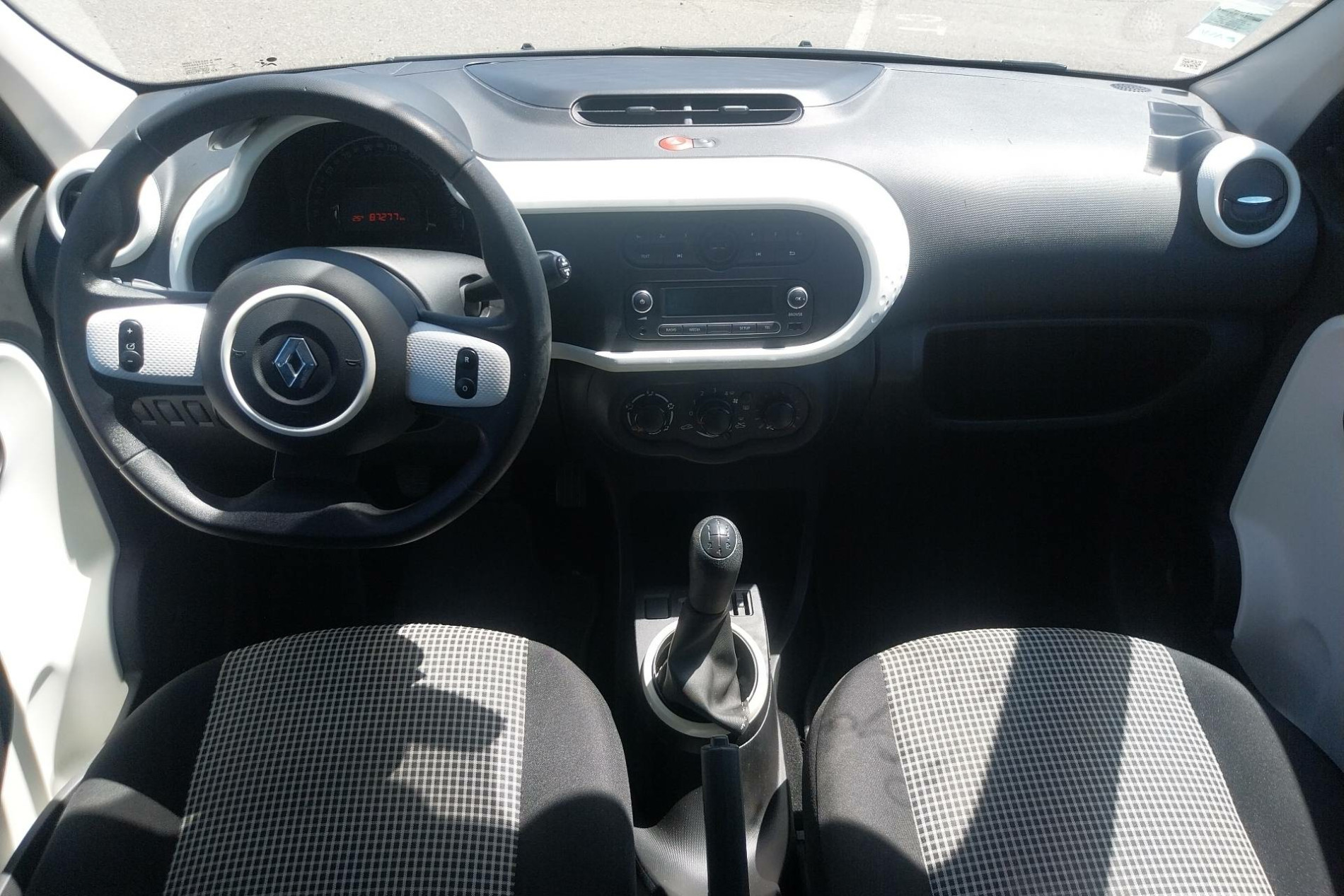 Vente en ligne Renault Twingo 3  1.0 SCe 70 BC au prix de 7 990 €