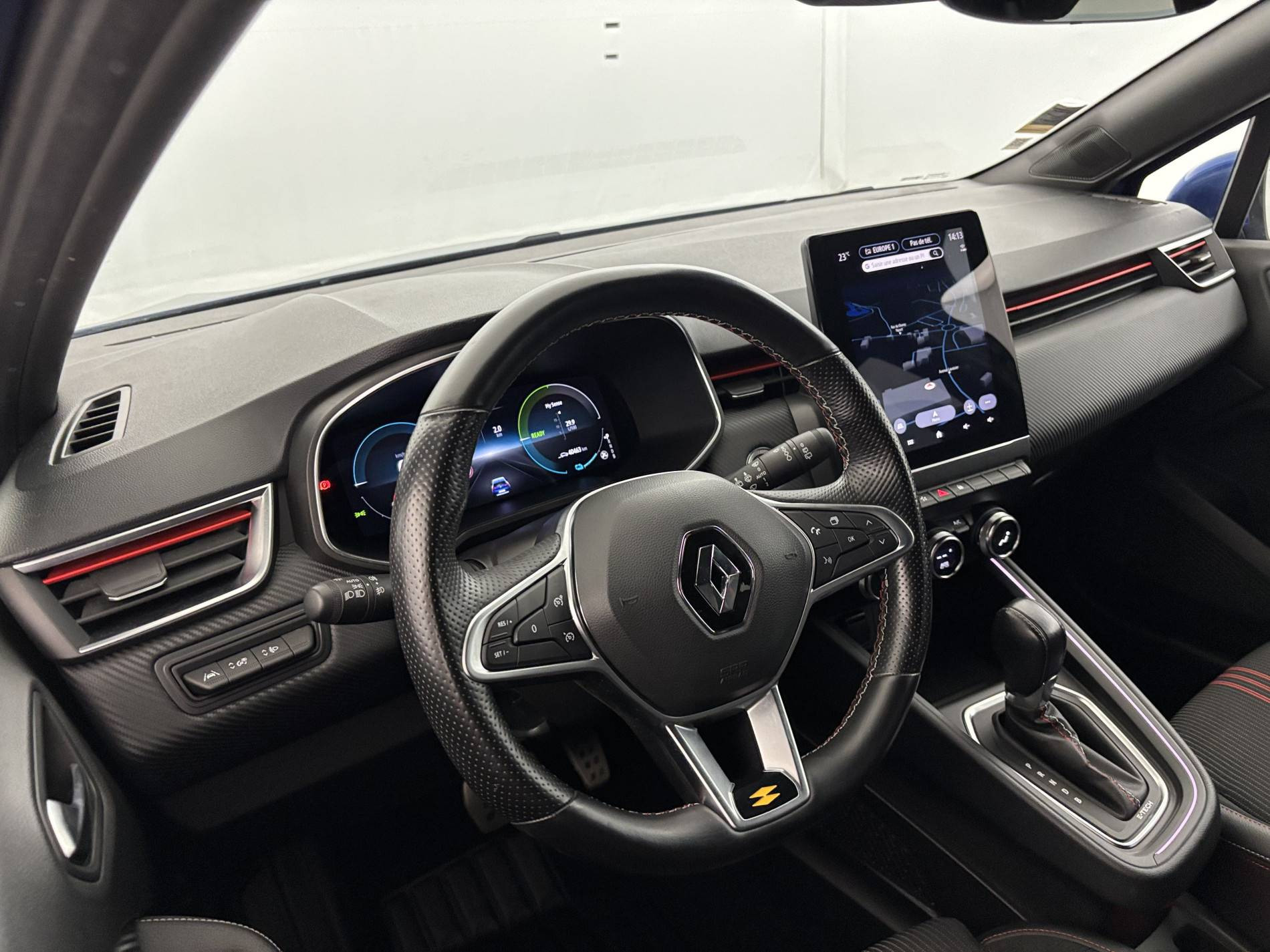 Vente en ligne Renault Clio 5 Clio E-Tech 140 - 21N au prix de 18 300 €