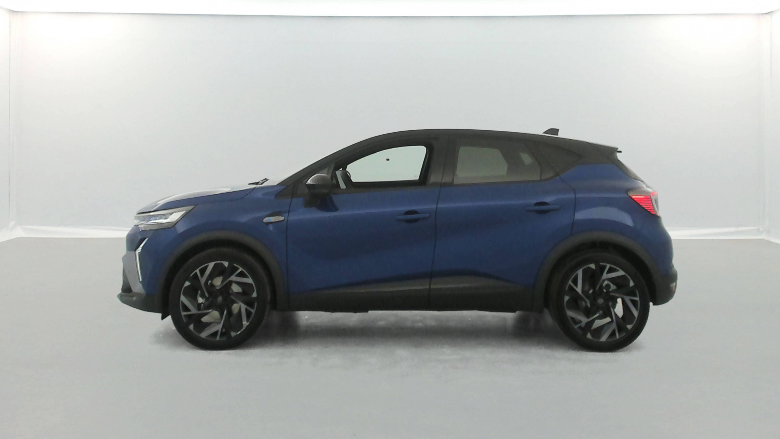 Vente en ligne Renault Captur  E-Tech full hybrid 145 ch au prix de 28 490 €