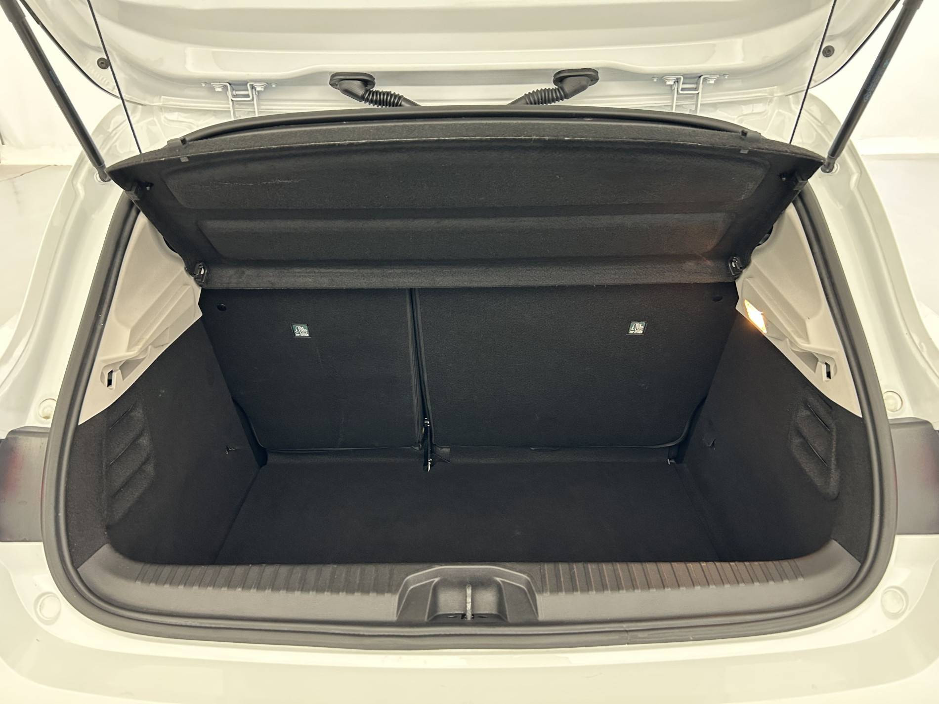 Vente en ligne Renault Clio 5 Clio TCe 90 - 21N au prix de 13 990 €