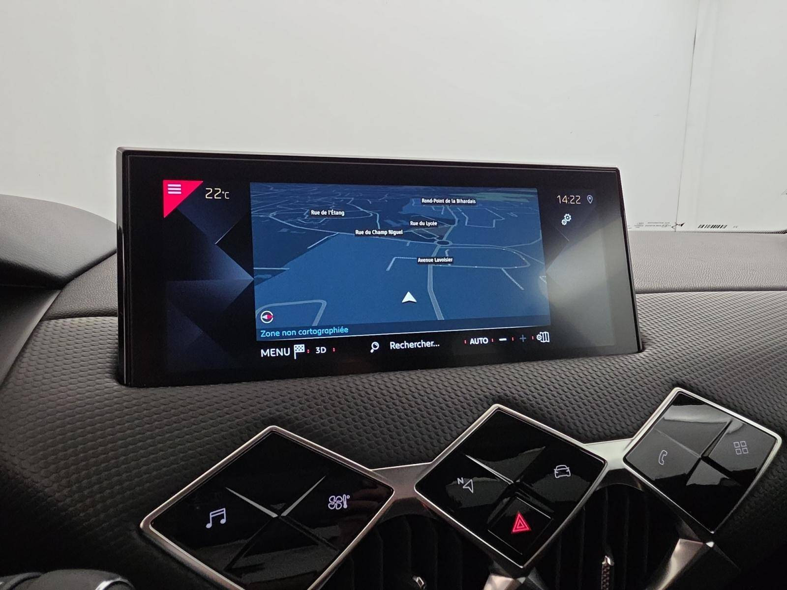 Vente en ligne Ds Ds3 Crossback DS3 Crossback BlueHDi 130 EAT8 au prix de 17 990 €