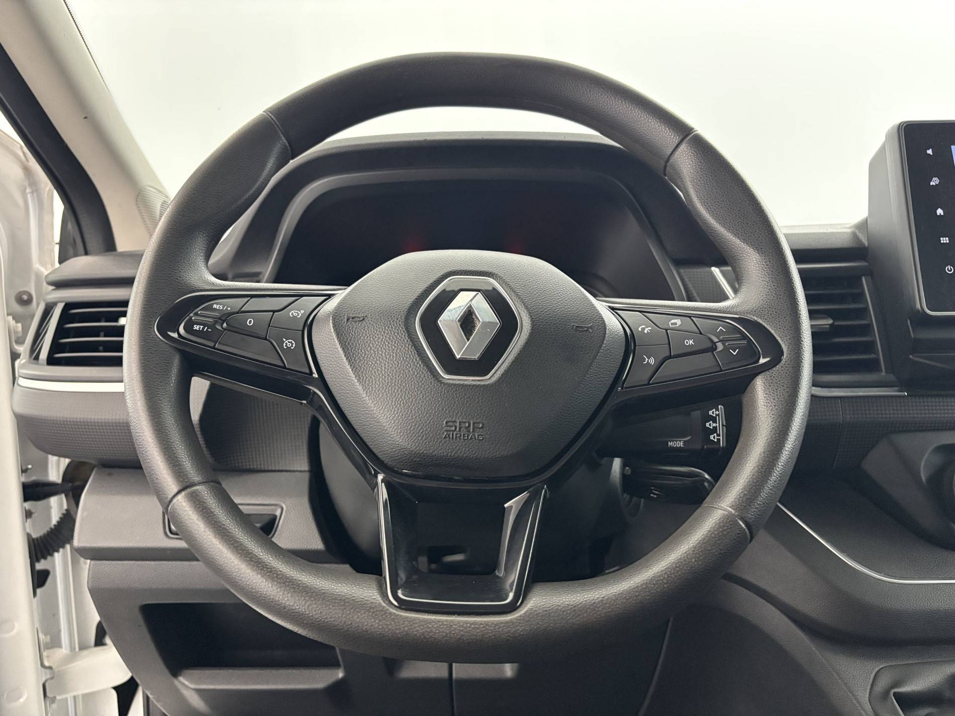 Vente en ligne Renault Trafic 3 Fourgon TRAFIC FGN L2H1 3000 KG BLUE DCI 130 au prix de 22 490 €