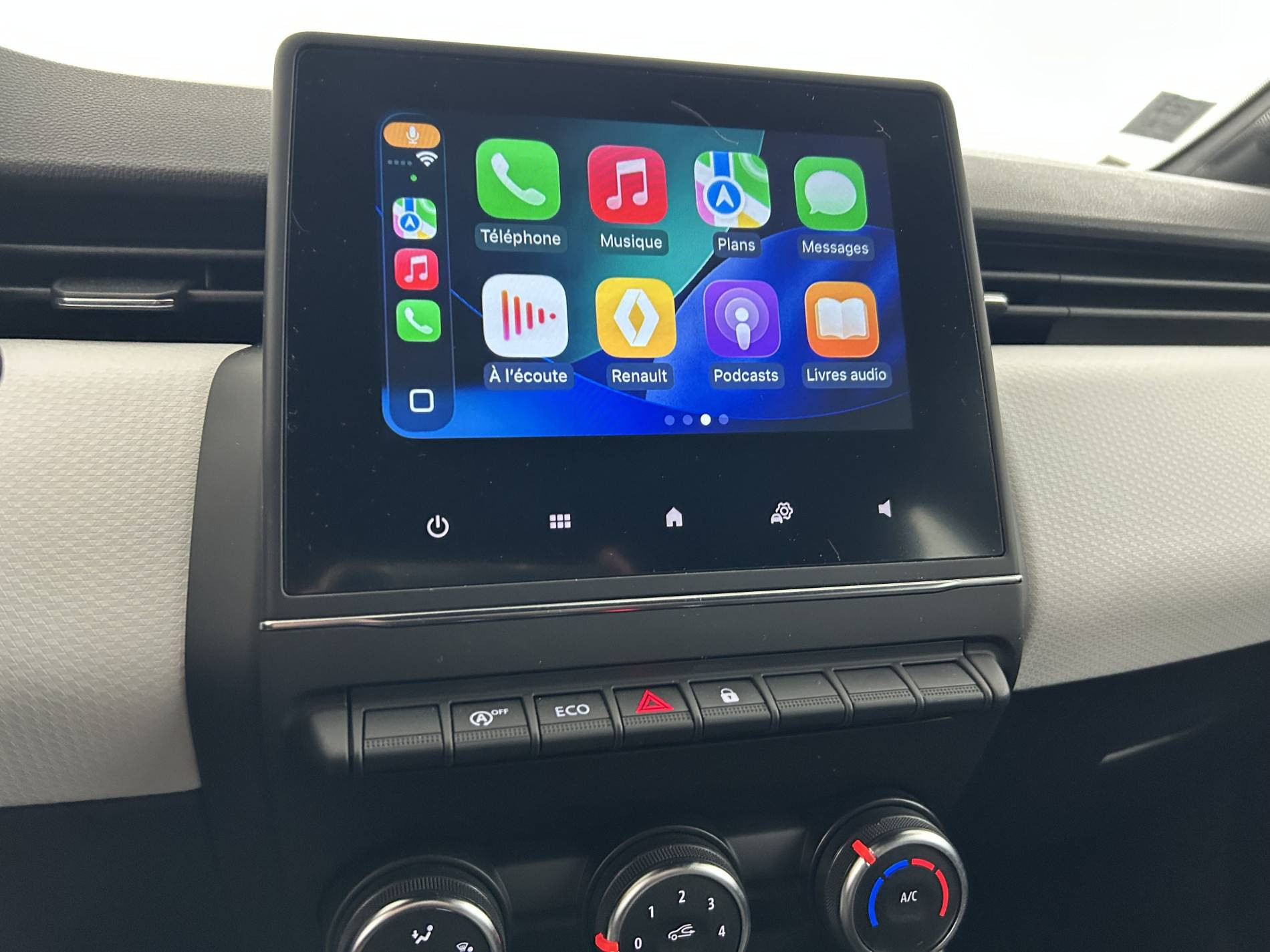 Vente en ligne Renault Clio 5 Clio TCe 90 - 21N au prix de 13 490 €