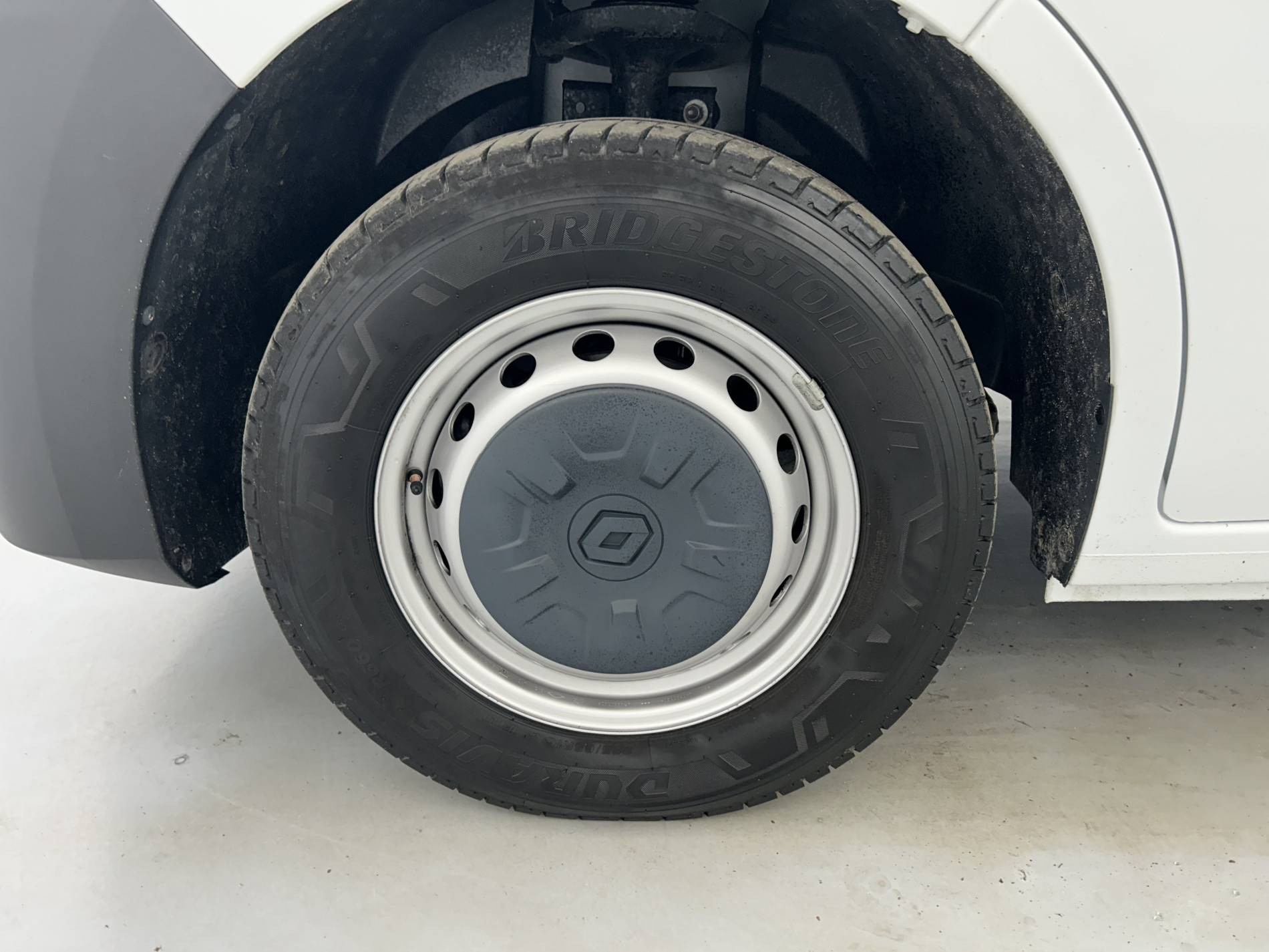 Vente en ligne Renault Master FG Tr CF F3500 L2H2 Blue dCi 135 E6DF au prix de 26 990 €