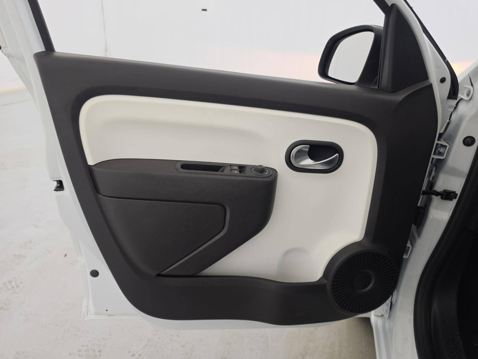 Vente en ligne Renault Twingo 3  SCe 65 au prix de 11 990 €