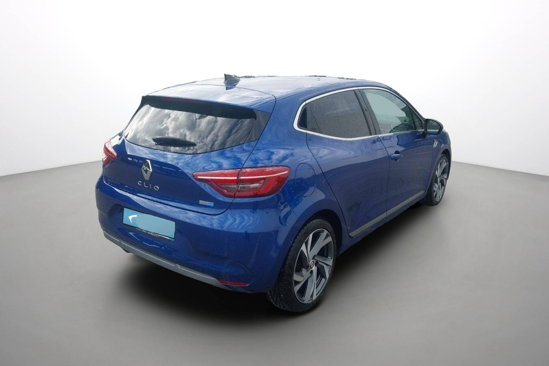 Vente en ligne Renault Clio 5 Clio E-Tech 140 - 21N au prix de 17 790 €