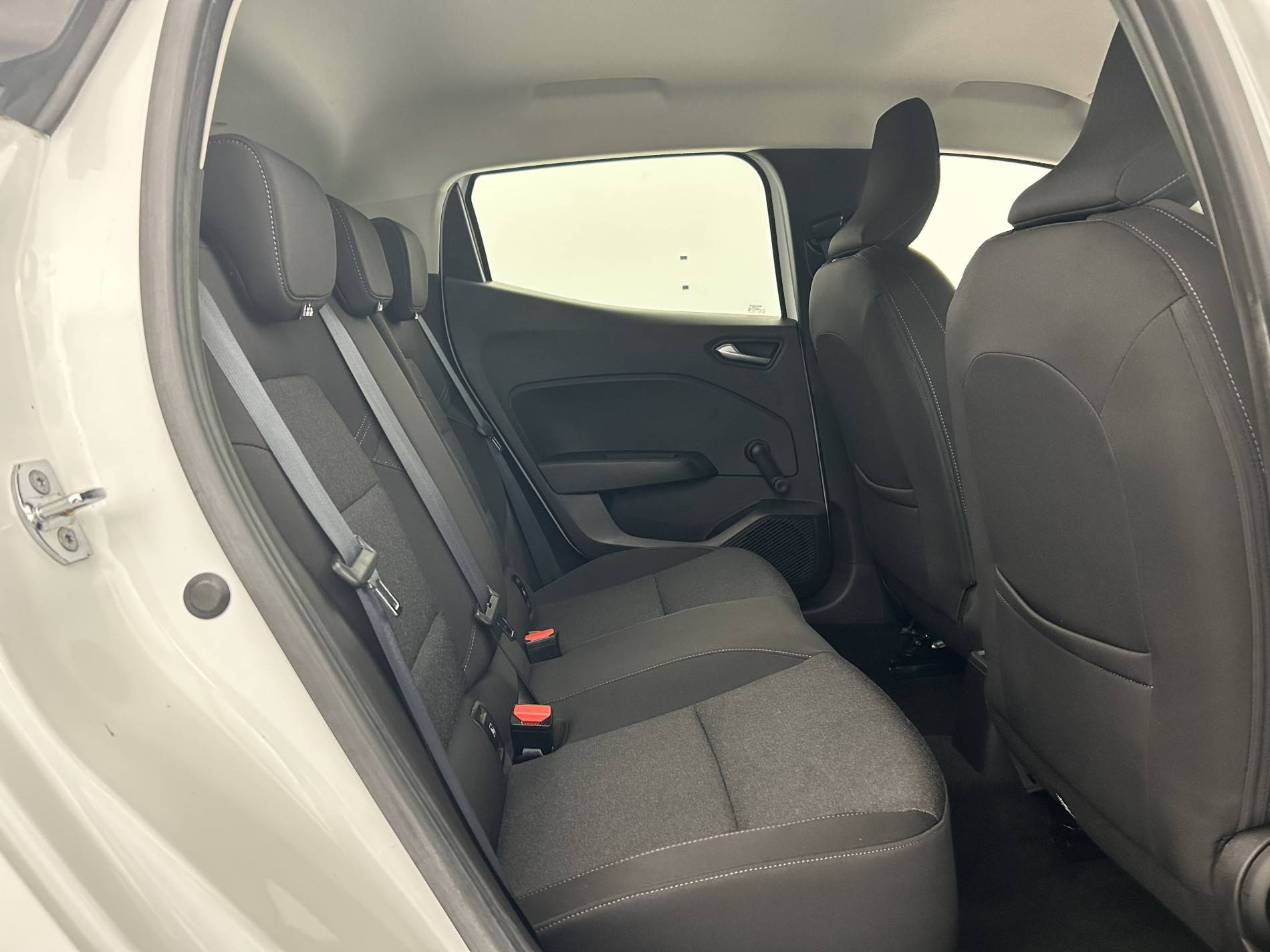 Vente en ligne Renault Clio 5 Clio SCe 65 - 21N au prix de 12 470 €