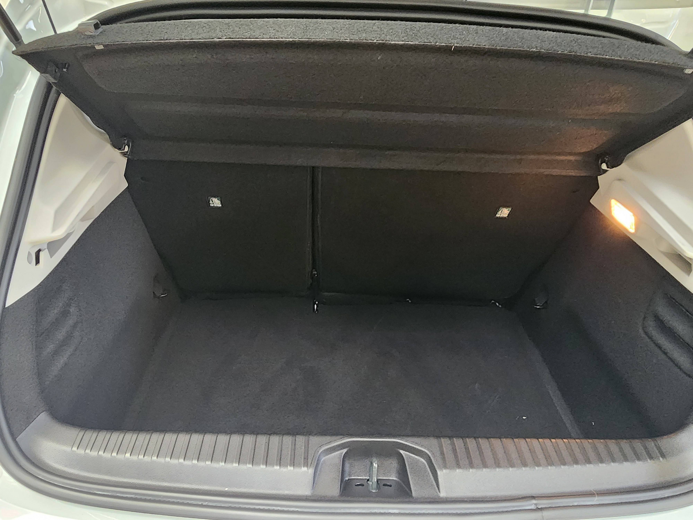 Vente en ligne Renault Clio 5 Clio TCe 90 au prix de 14 390 €