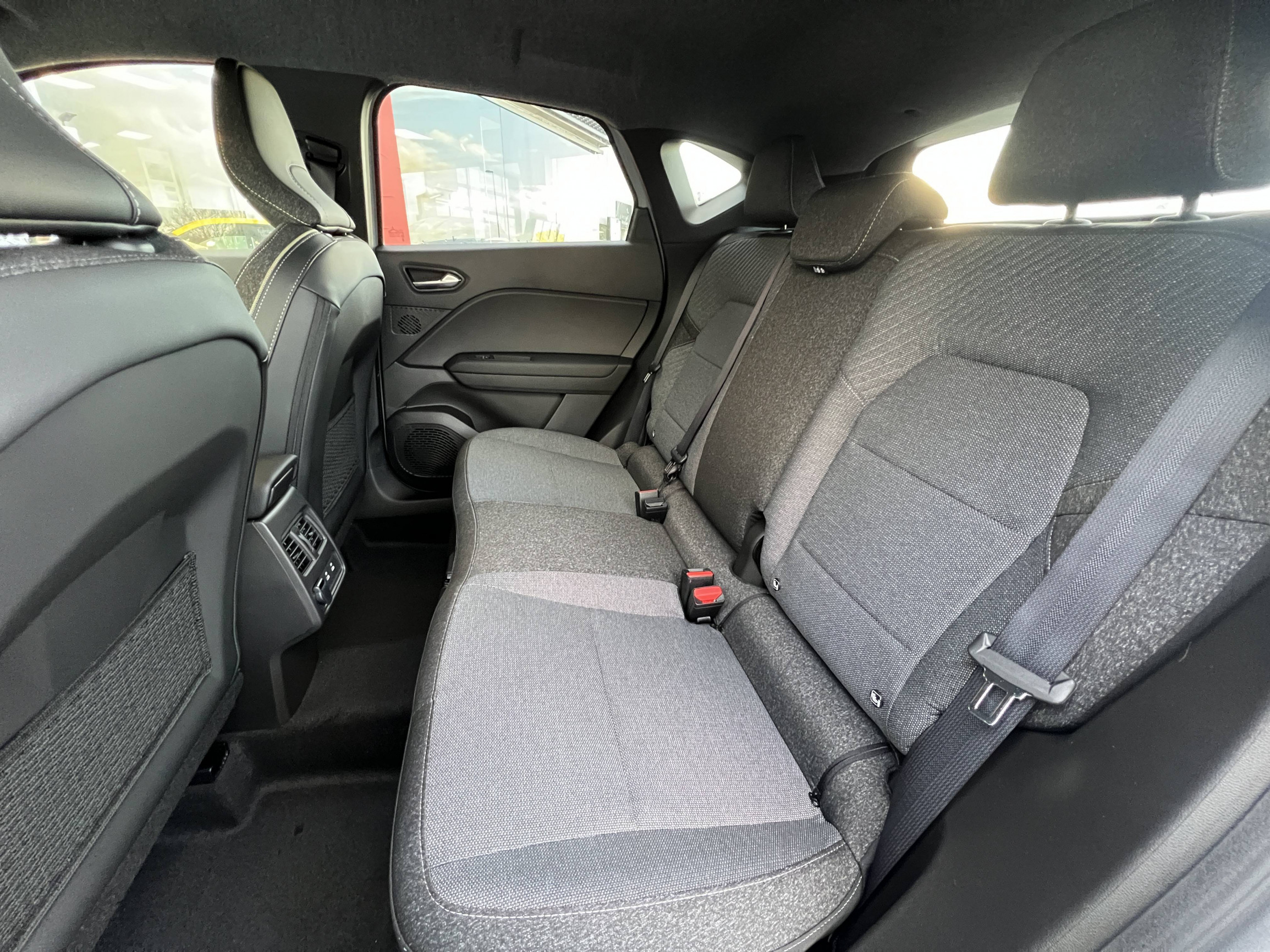 Vente en ligne Renault Captur  E-Tech full hybrid 160 ch au prix de 29 900 €