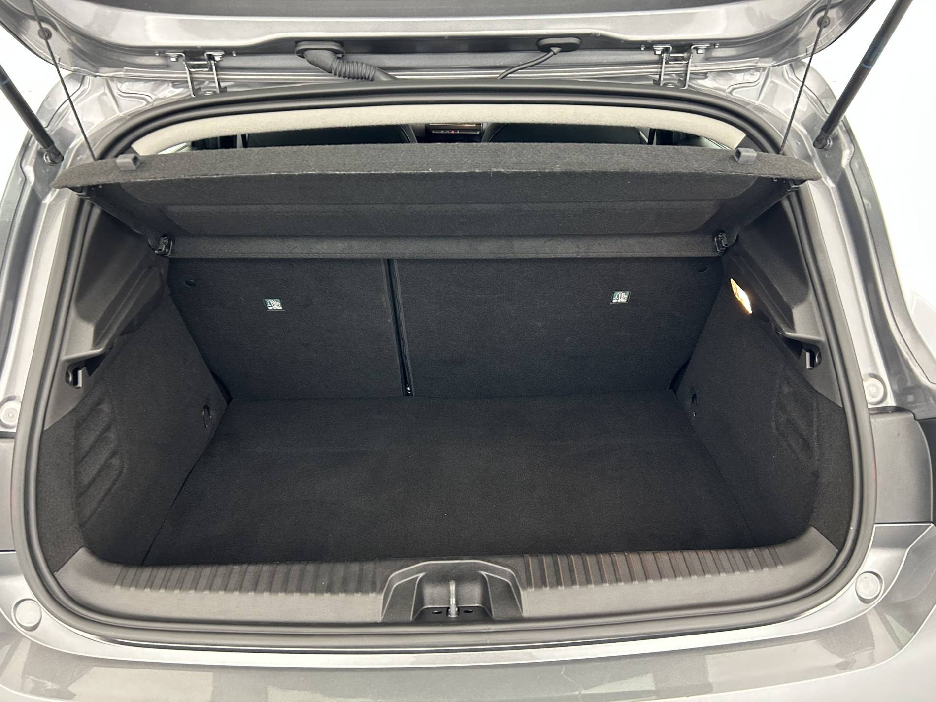 Vente en ligne Renault Clio 5 Clio E-Tech full hybrid 145 ch GSR2 au prix de 19 990 €