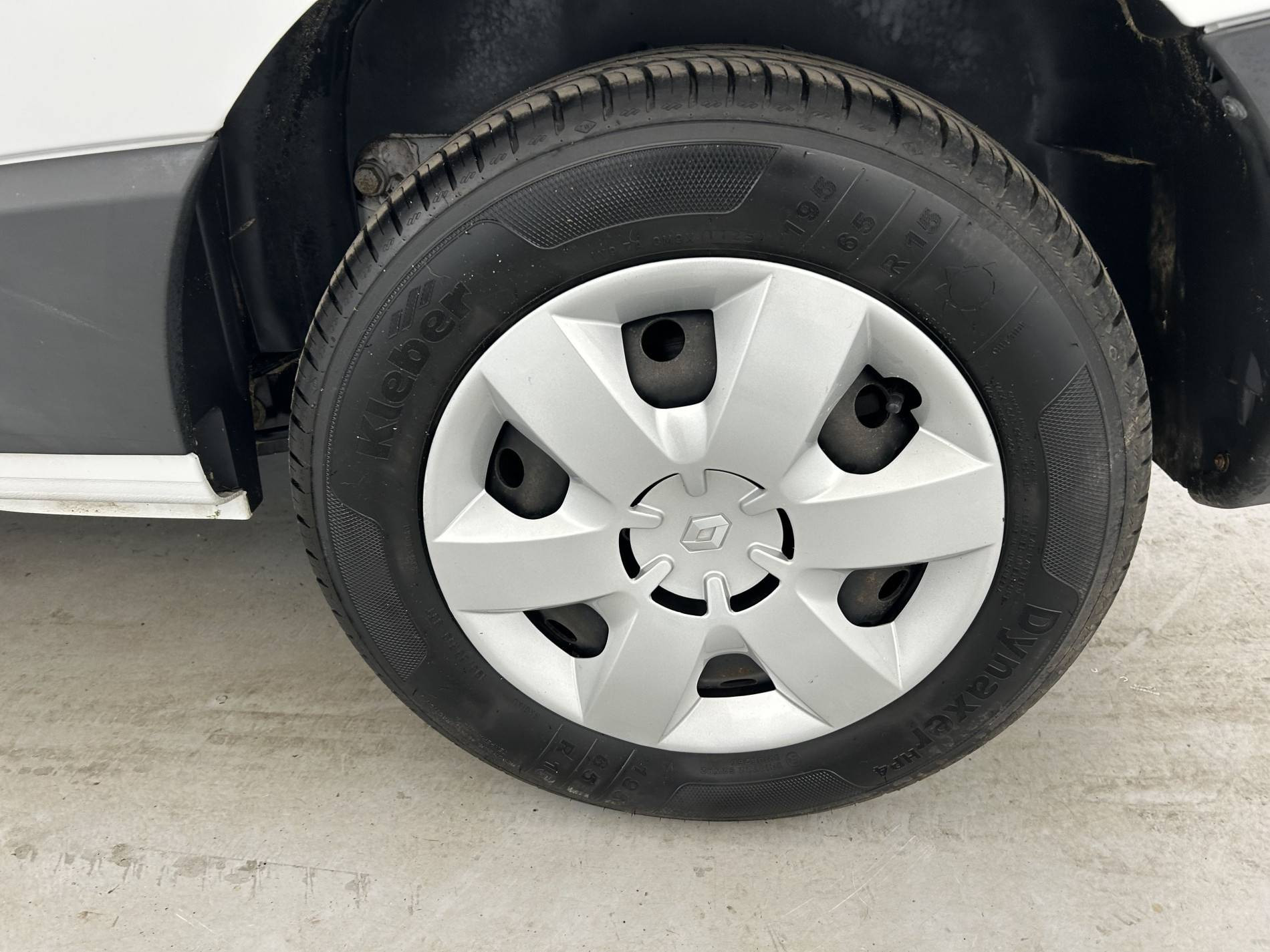 Vente en ligne Renault Kangoo Express  CA BLUE DCI 95 au prix de 12 990 €