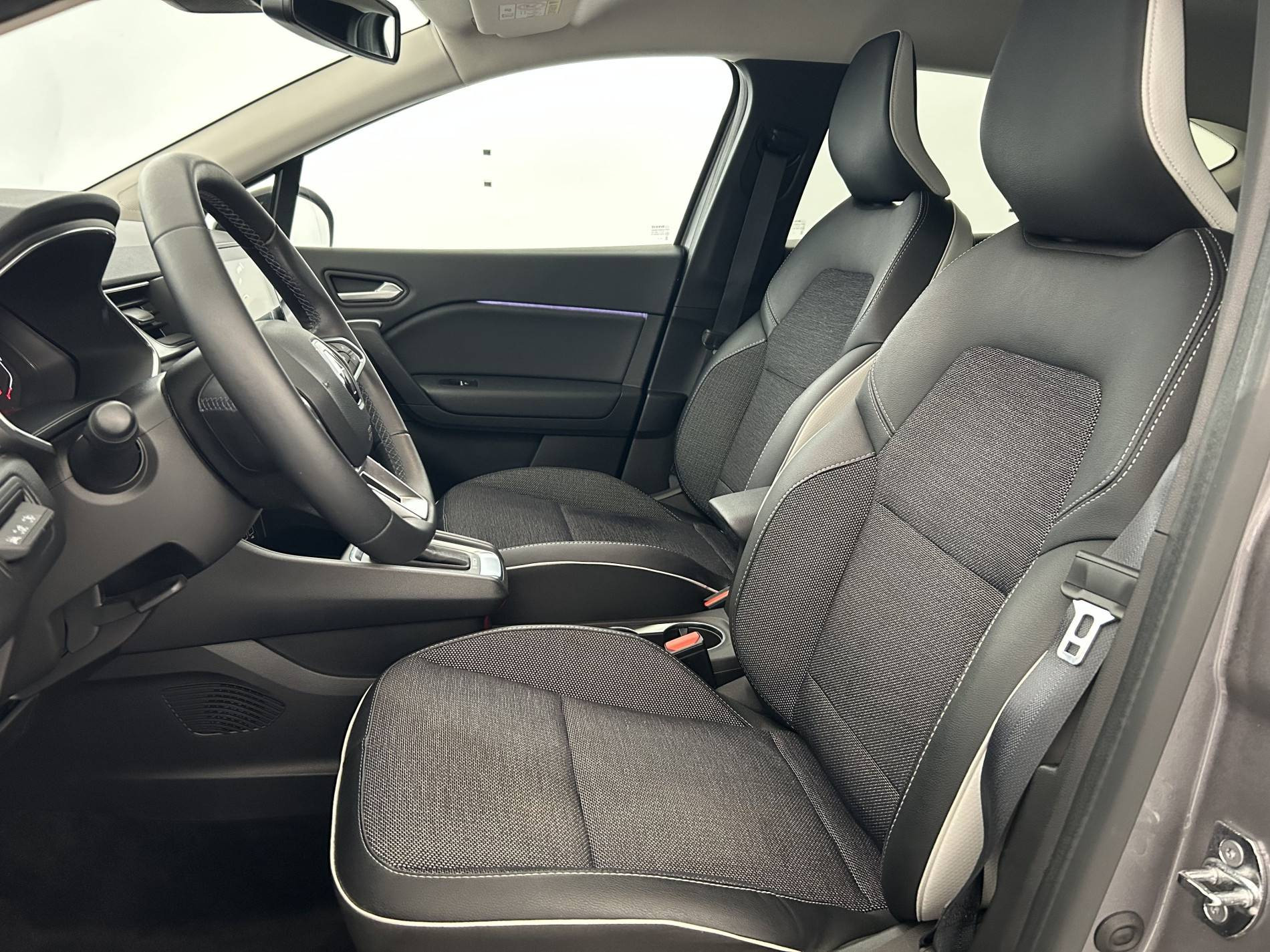 Vente en ligne Renault Captur  E-Tech 145 - 21 au prix de 19 990 €