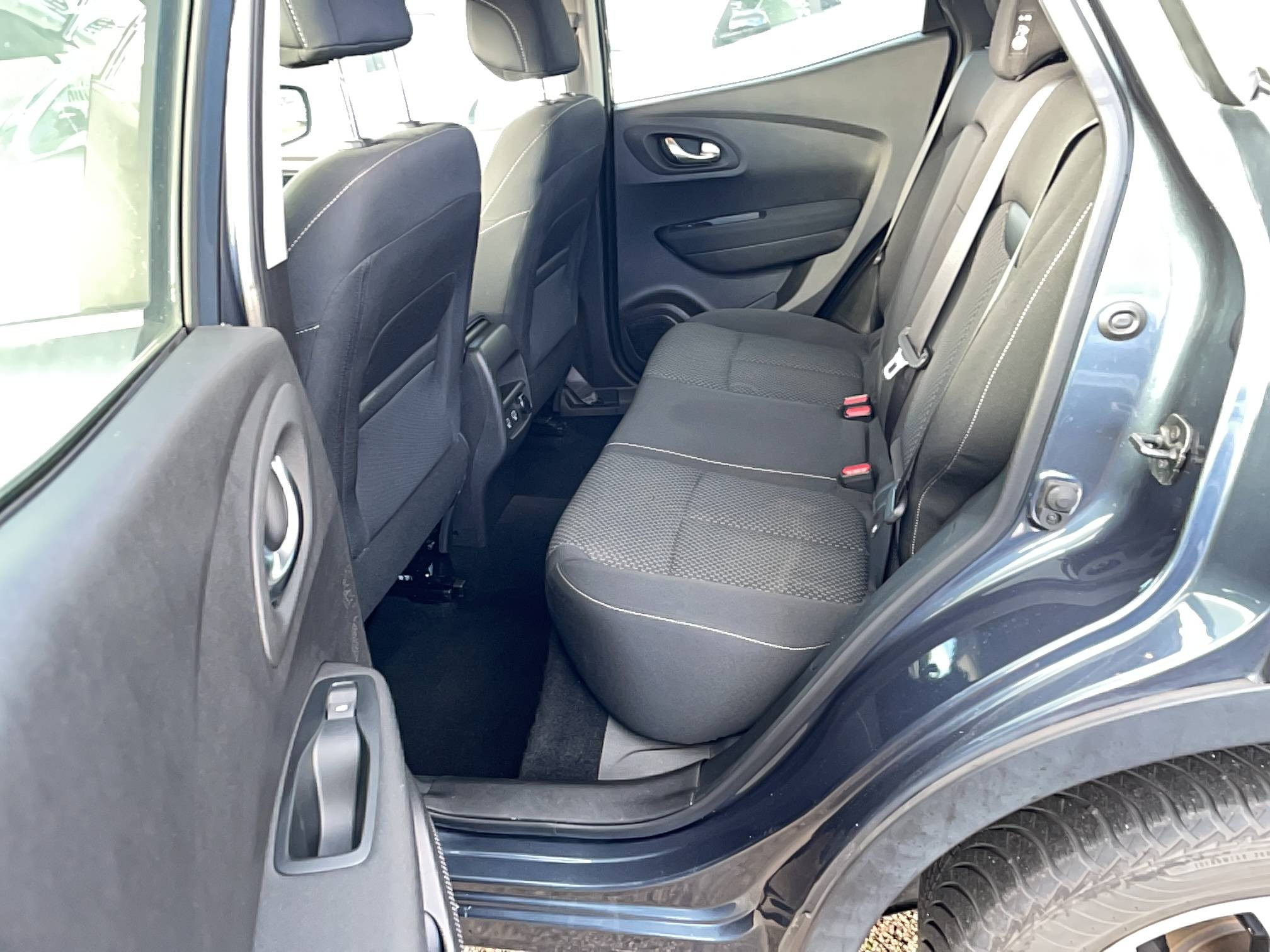 Vente en ligne Renault Kadjar  Blue dCi 115 EDC au prix de 15 990 €