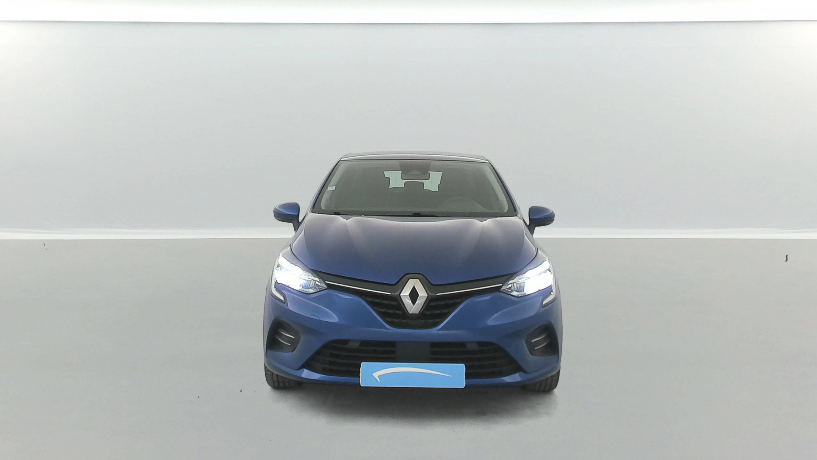 Vente en ligne Renault Clio 5 Clio E-Tech 140 - 21N au prix de 16 350 €