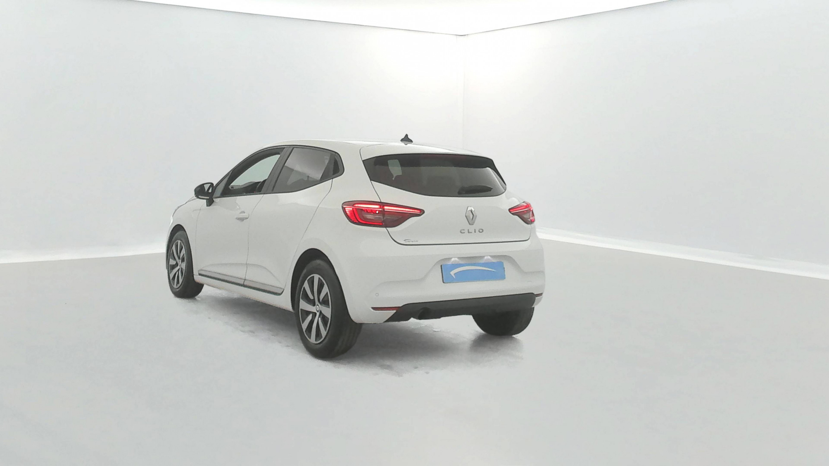 Vente en ligne Renault Clio 5 CLIO SOCIETE BLUE DCI 100 au prix de 14 990 €