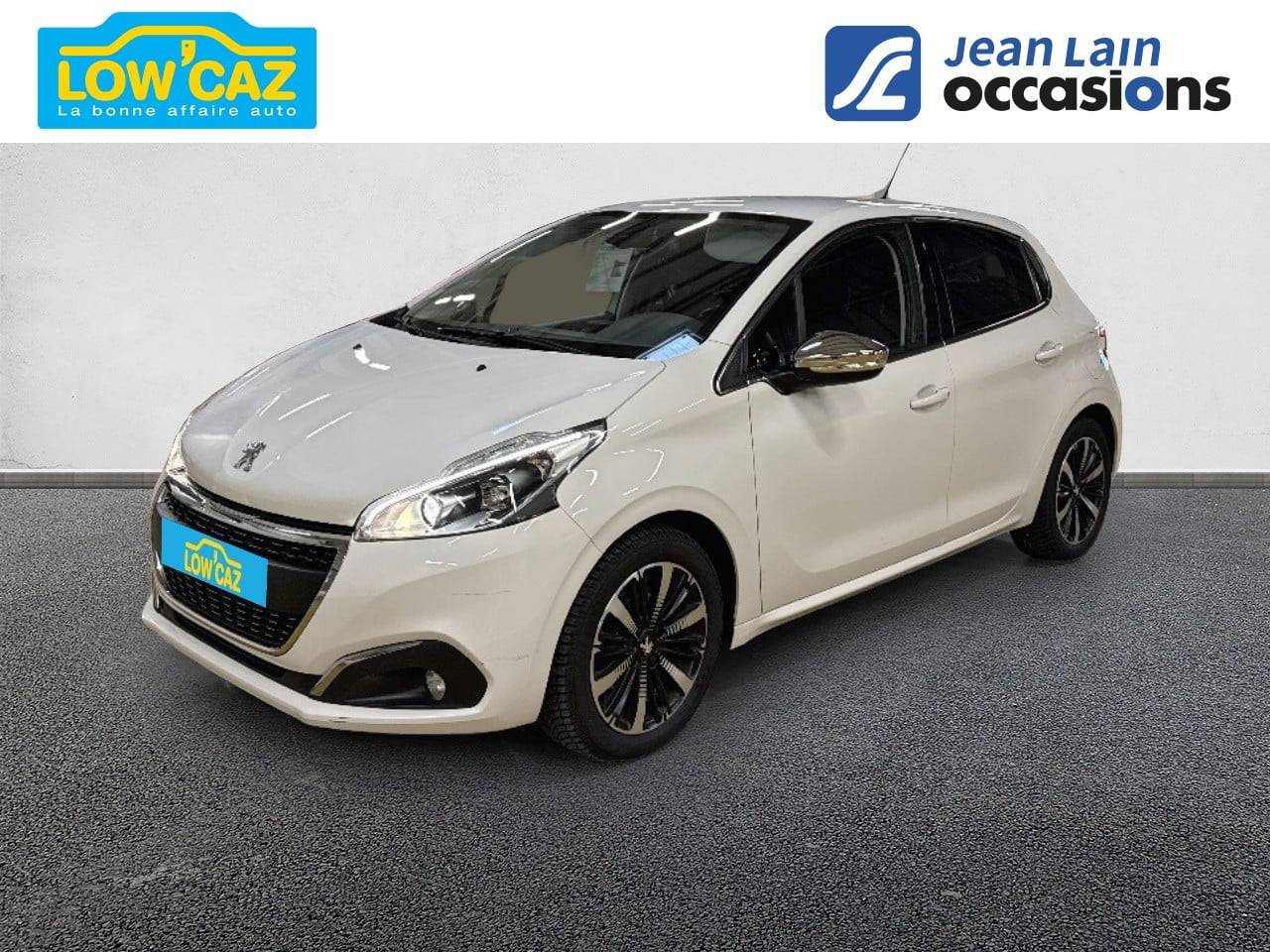 Vente en ligne PEUGEOT 208 208 PureTech 110ch S&S EAT6 Allure de 2018 au prix de 7 990 €