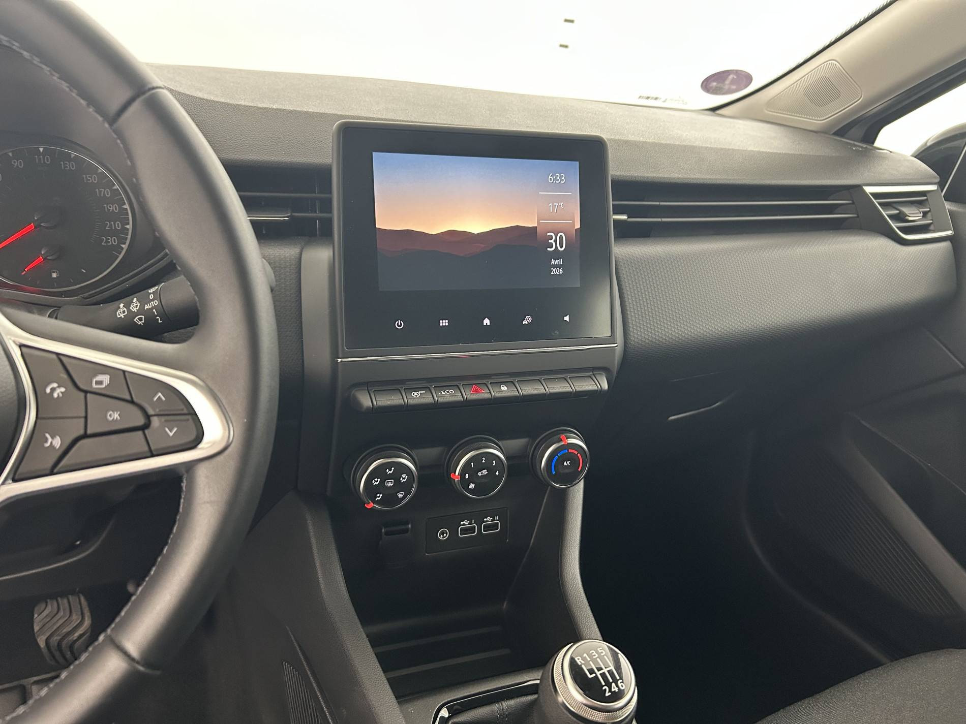 Vente en ligne Renault Clio 5 Clio TCe 90 au prix de 13 990 €