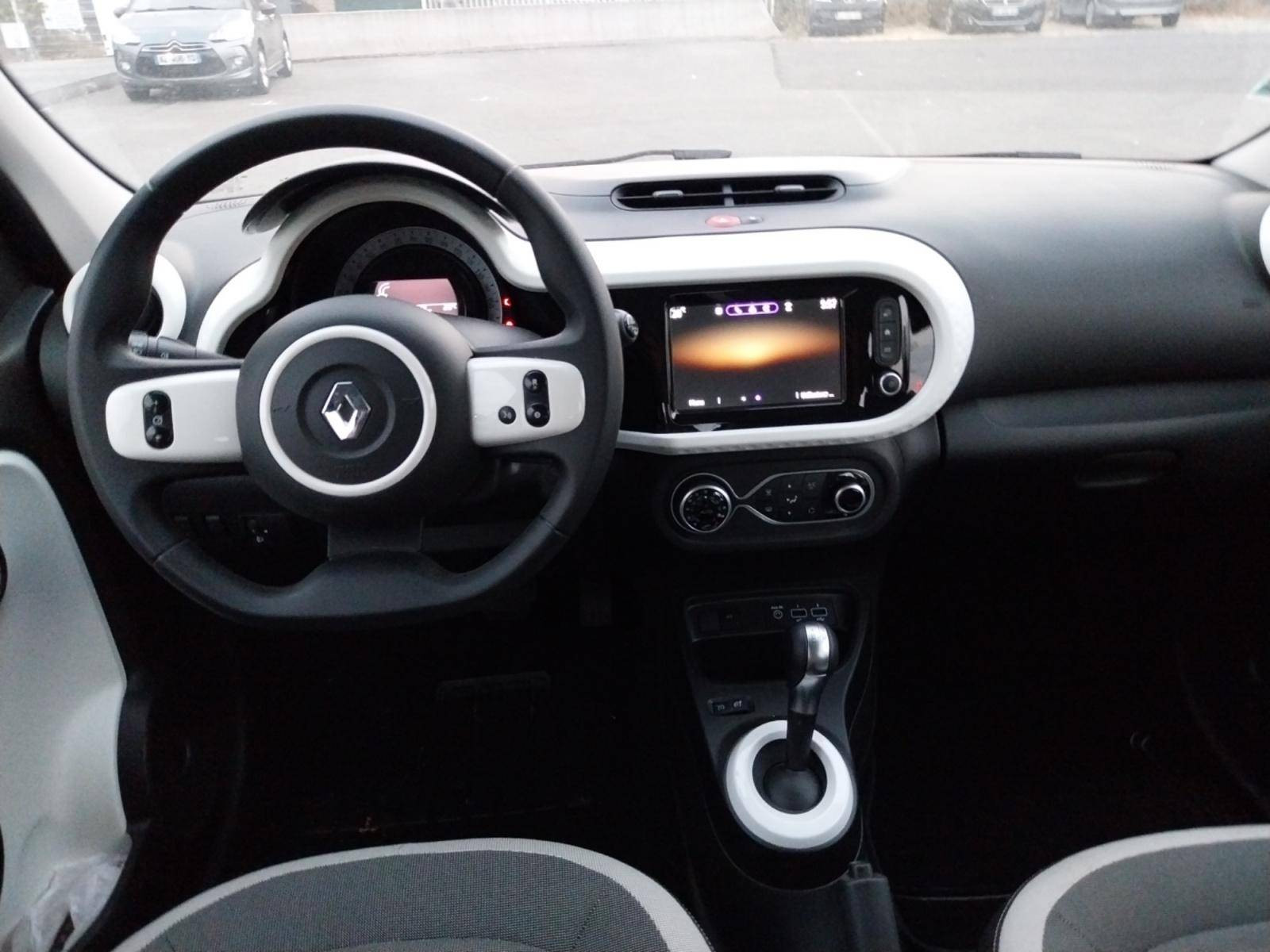 Vente en ligne Renault Twingo Electrique Twingo III E-Tech au prix de 13 290 €