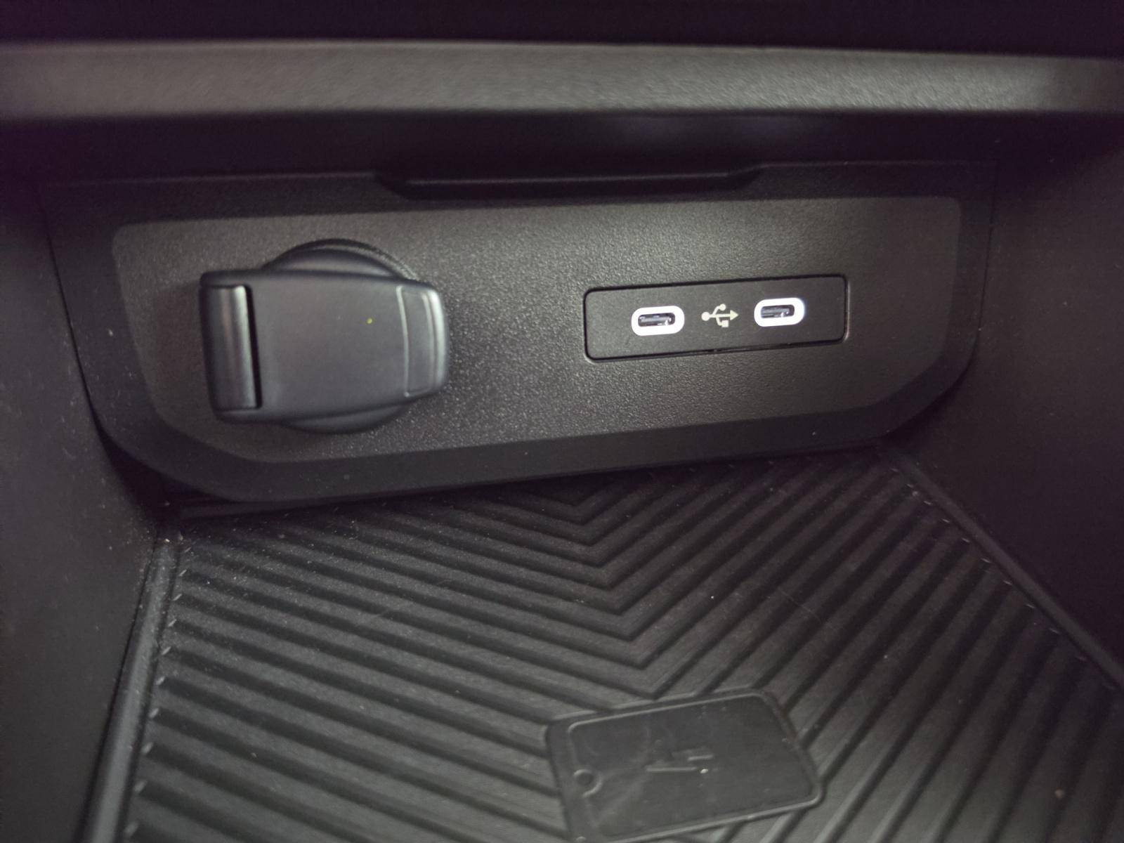 Vente en ligne Dacia Duster  Hybrid 140 au prix de 25 990 €