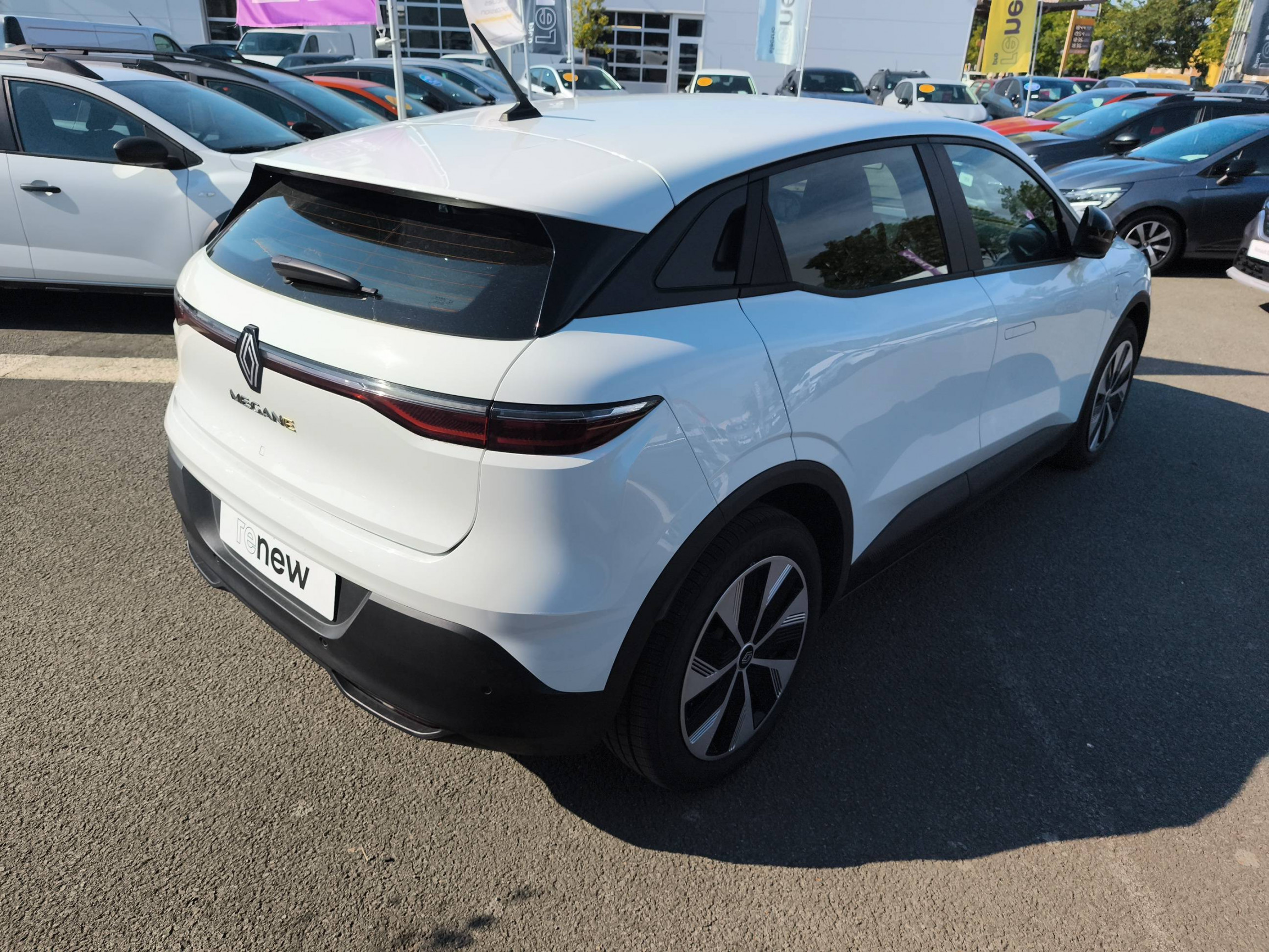 Vente en ligne Renault Megane E-Tech  EV60 130ch optimum charge au prix de 24 990 €