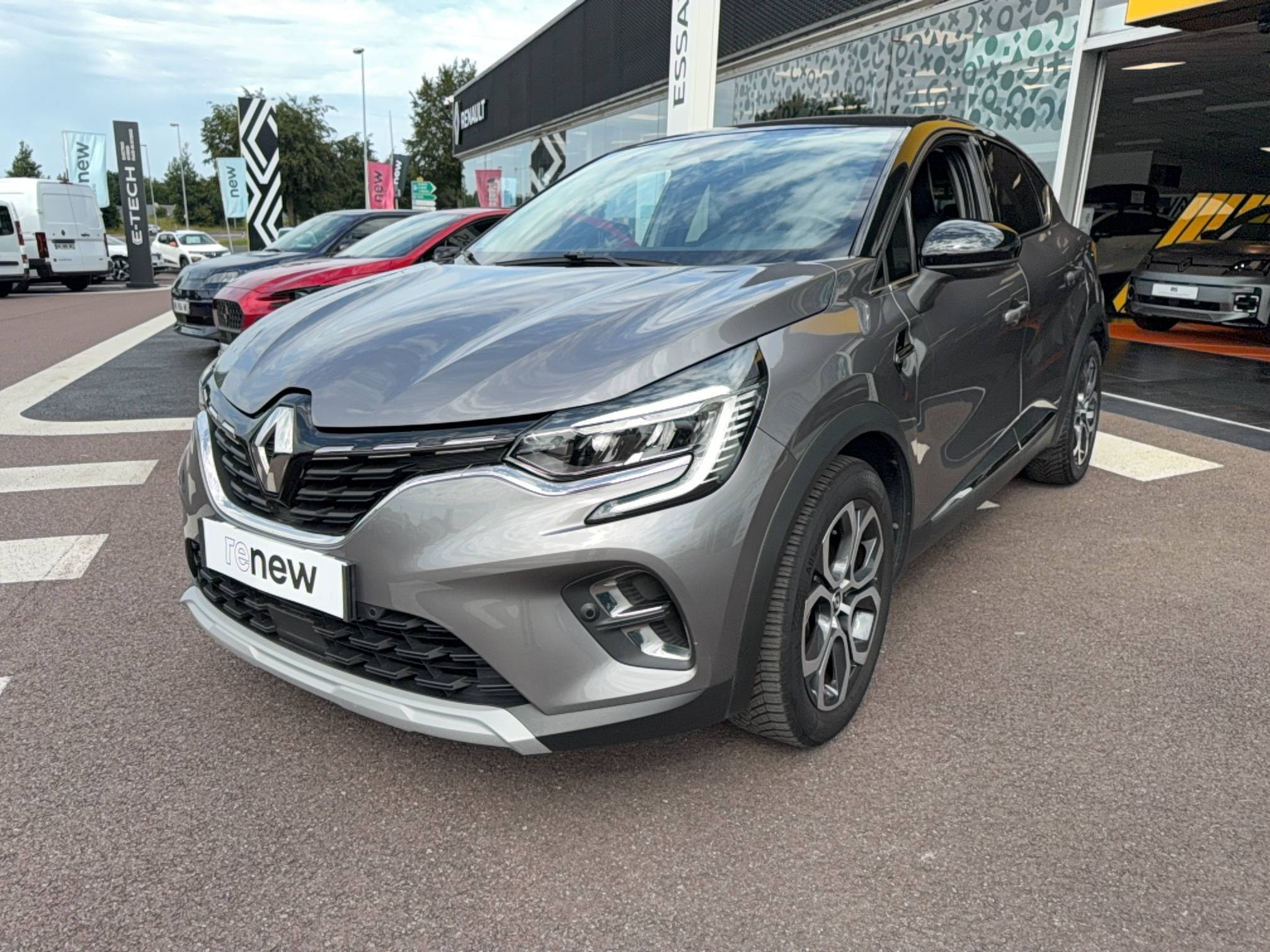 Renault Captur  E-Tech 145 - 21 occasion de 2022 en vente à Saint-Lô