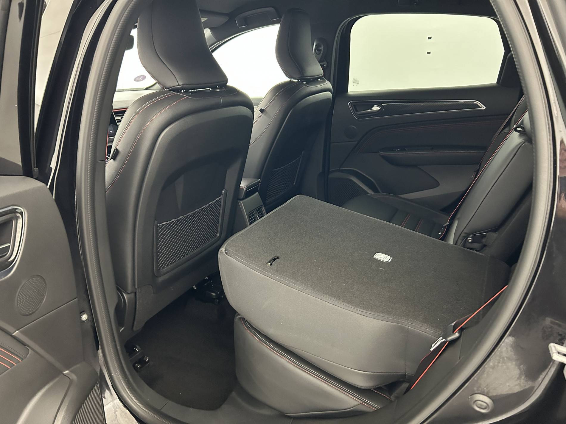 Vente en ligne Renault Arkana  TCe 140 EDC FAP - 21B au prix de 20 450 €