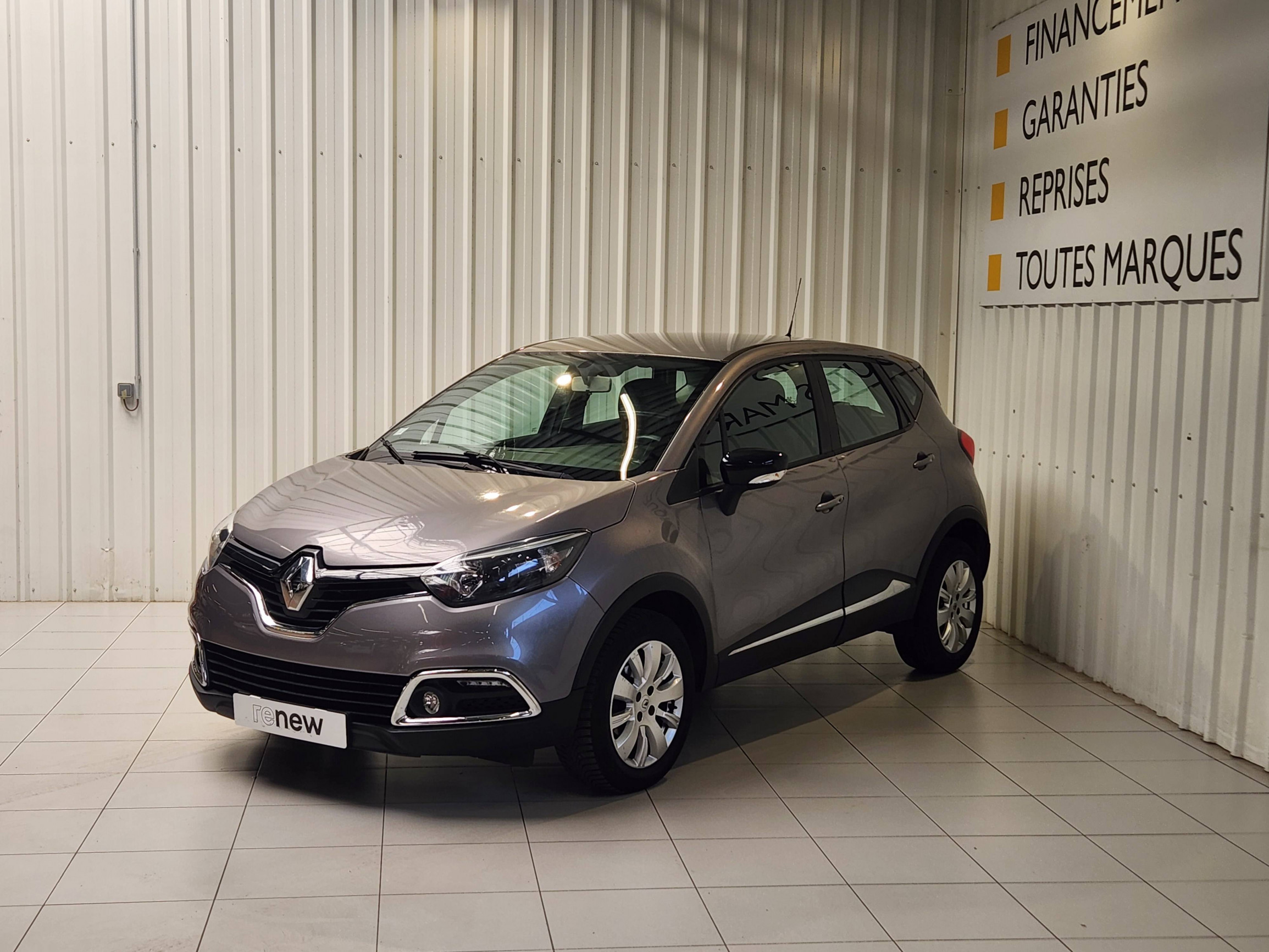Renault Captur  TCe 90 Energy S&S eco2 occasion de 2015 en vente à Morlaix