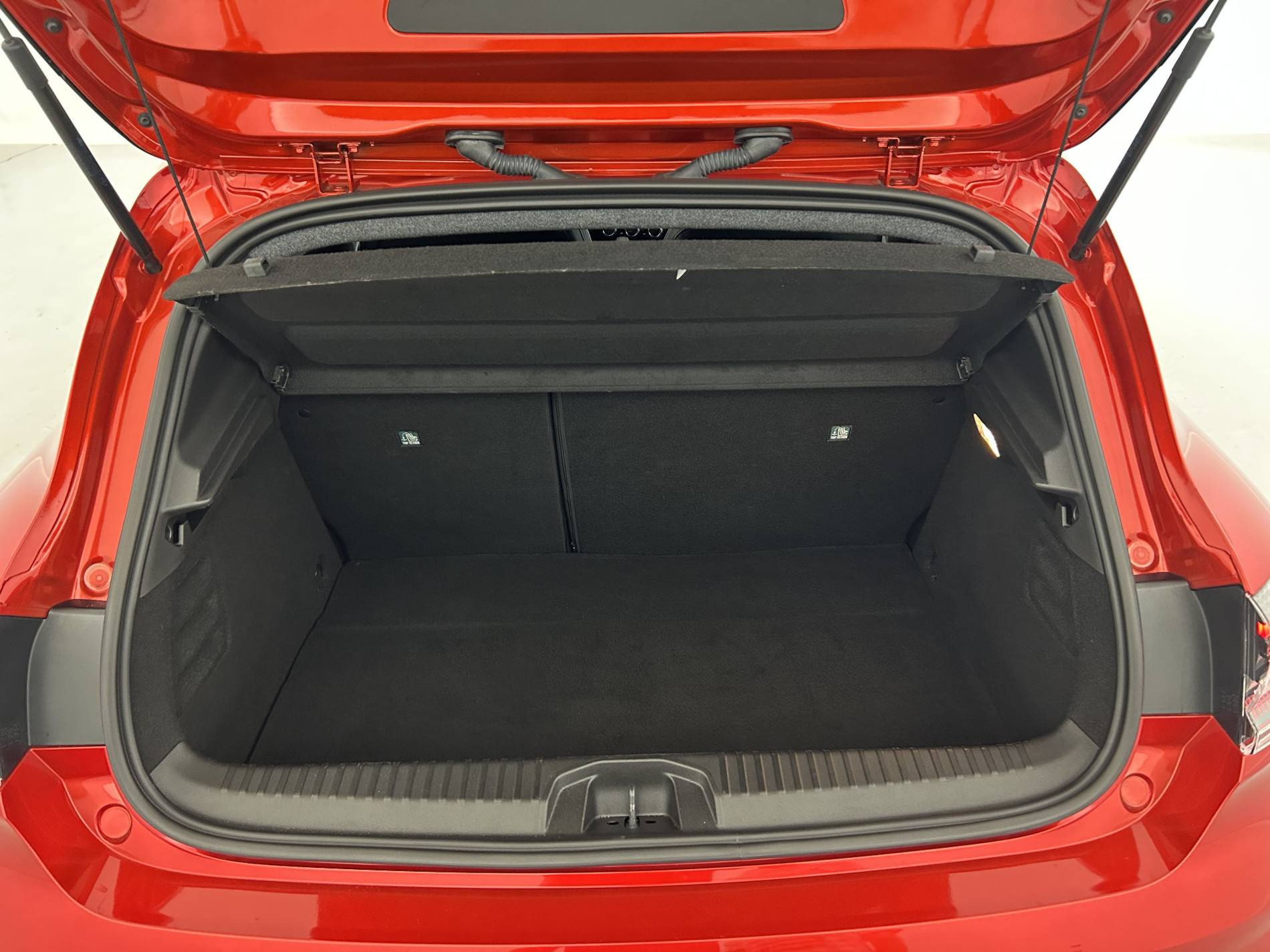 Vente en ligne Renault Clio 5 Clio E-Tech full hybrid 145 ch GSR2 au prix de 20 990 €