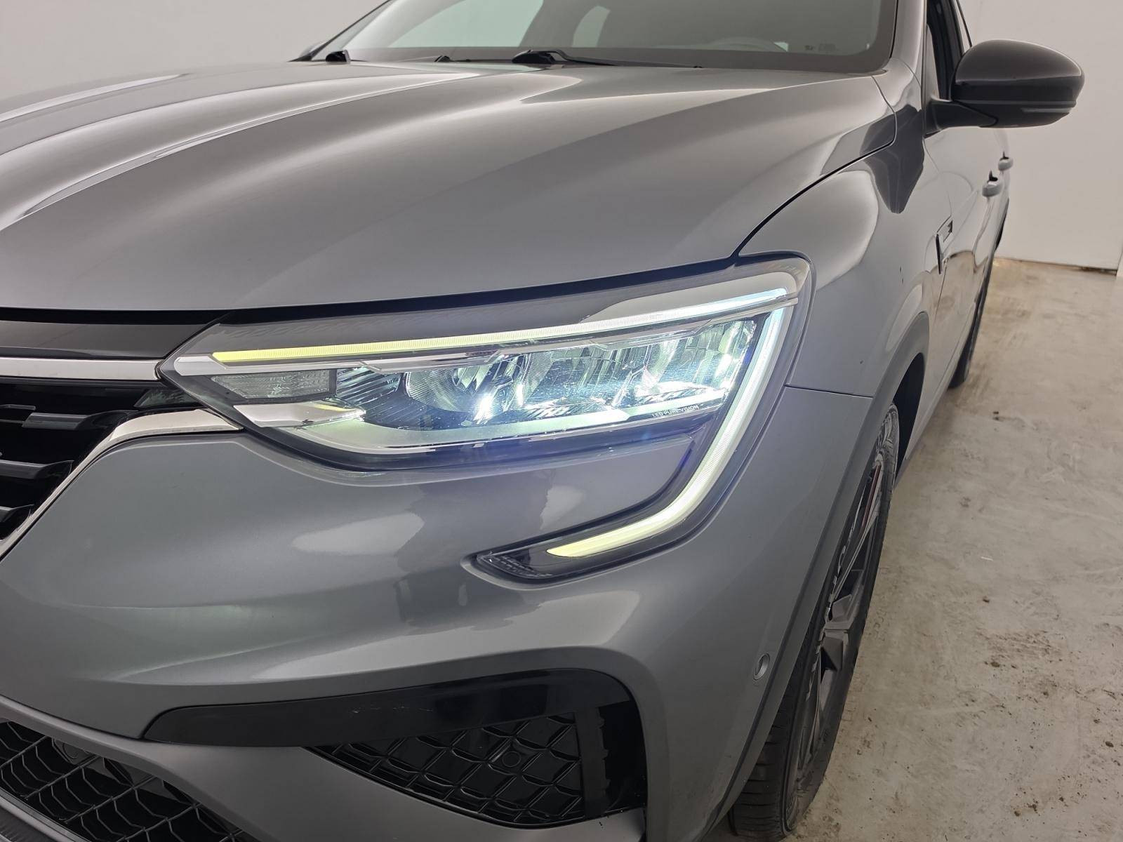 Vente en ligne Renault Arkana  E-Tech 145 - 21B au prix de 20 500 €