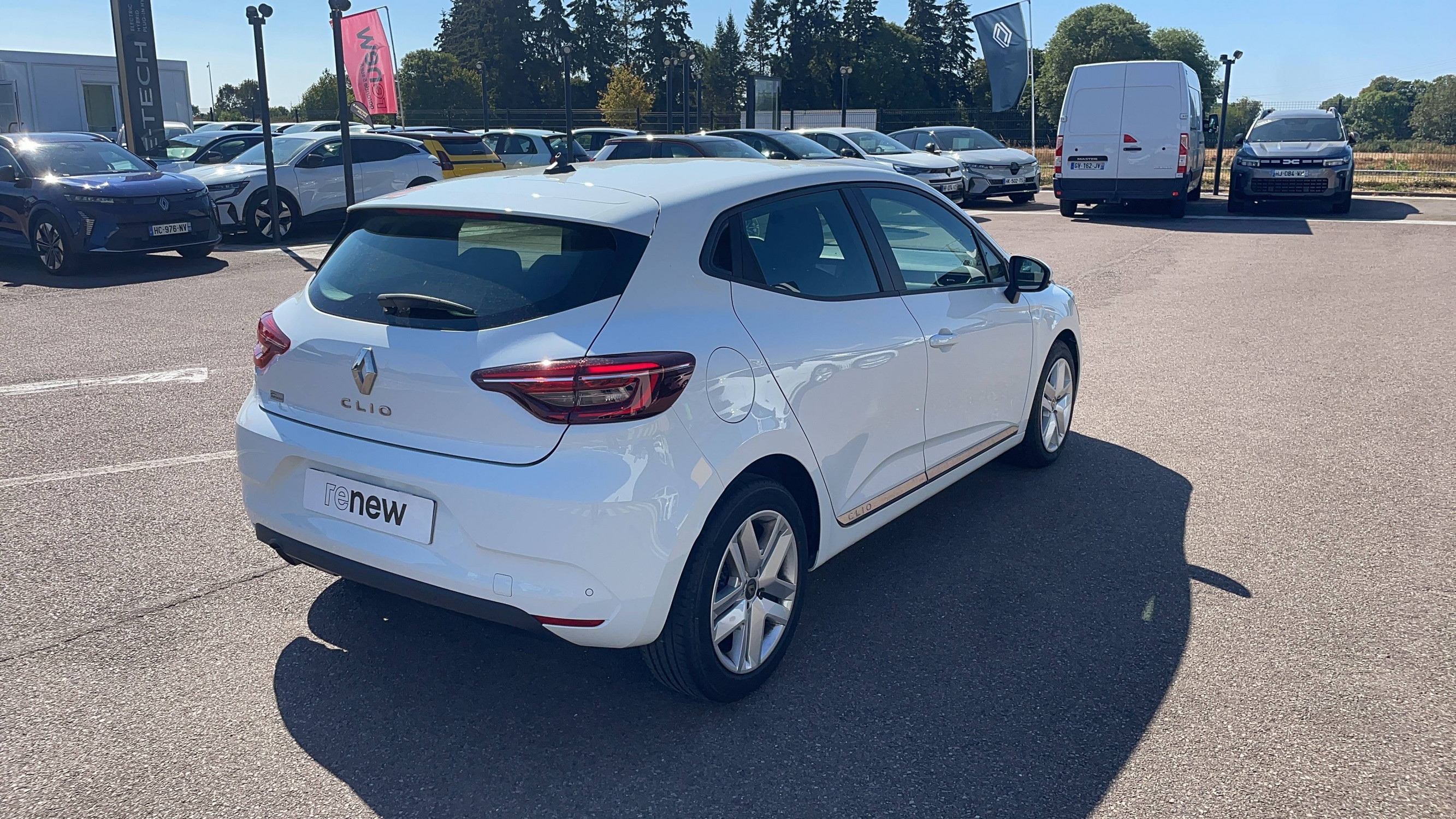 Vente en ligne Renault Clio 5 Clio TCe 90 X-Tronic - 21N au prix de 14 991 €