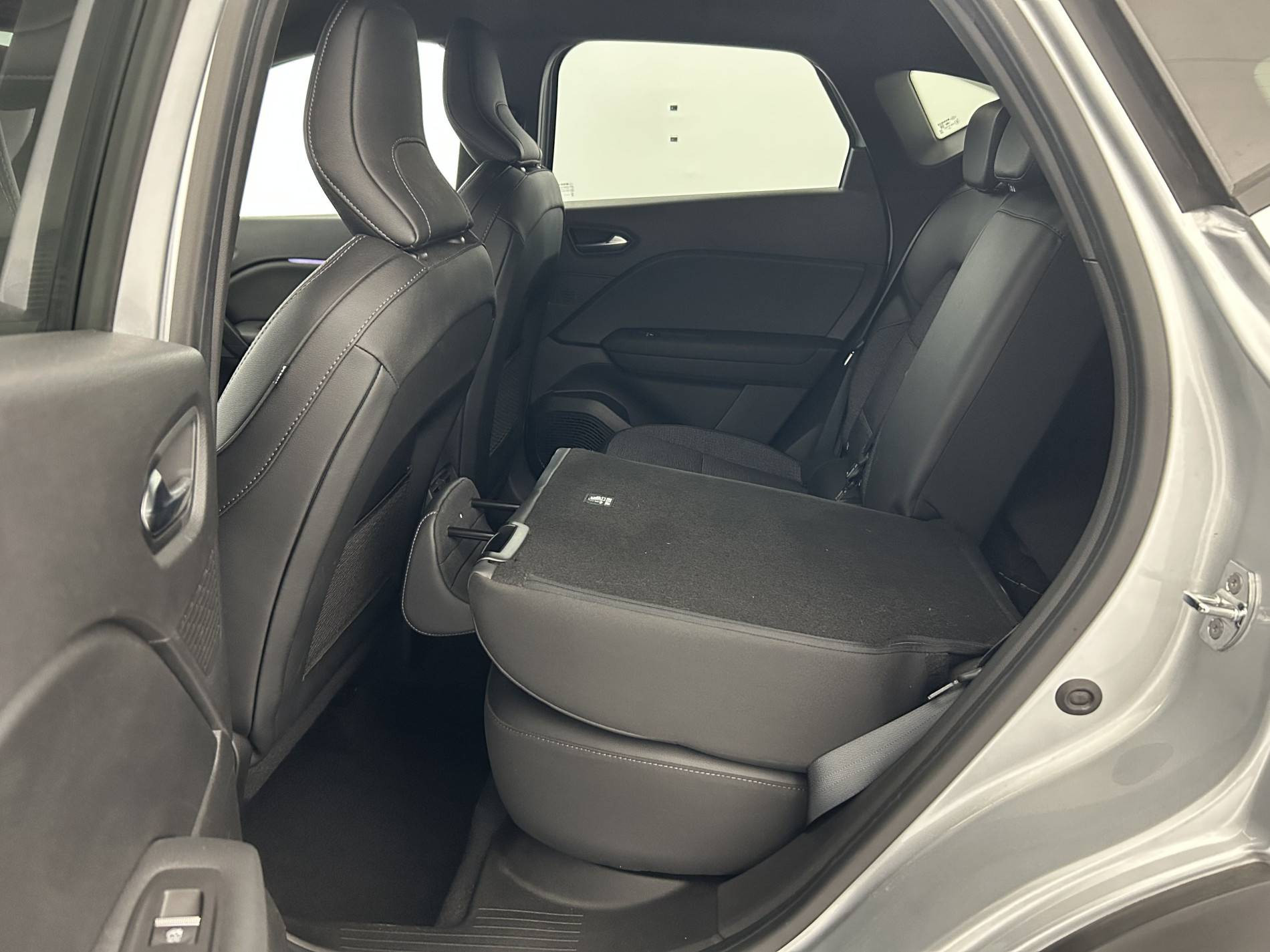 Vente en ligne Renault Captur  E-Tech 145 au prix de 18 490 €