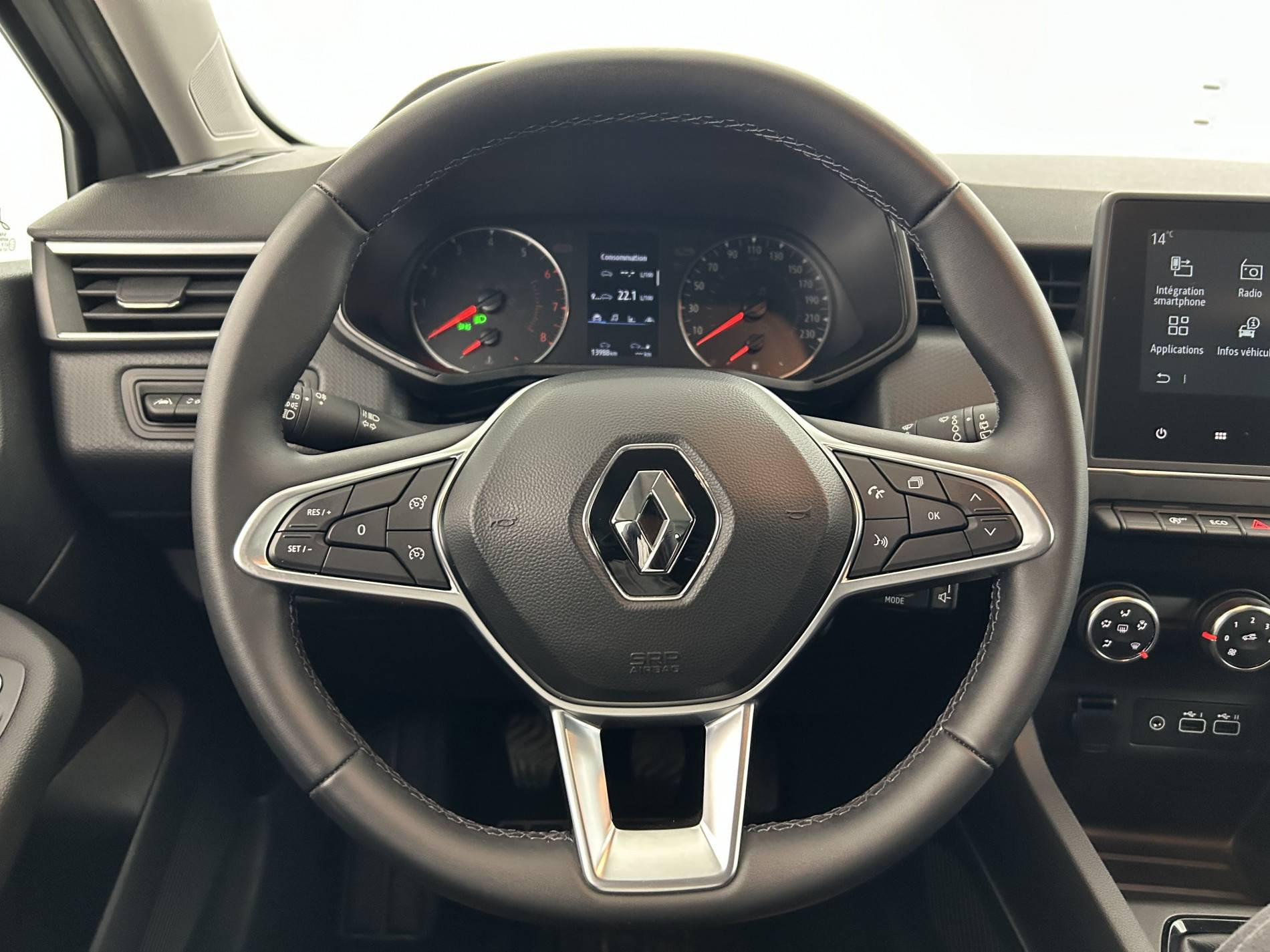 Vente en ligne Renault Clio 5 Clio TCe 90 au prix de 14 290 €